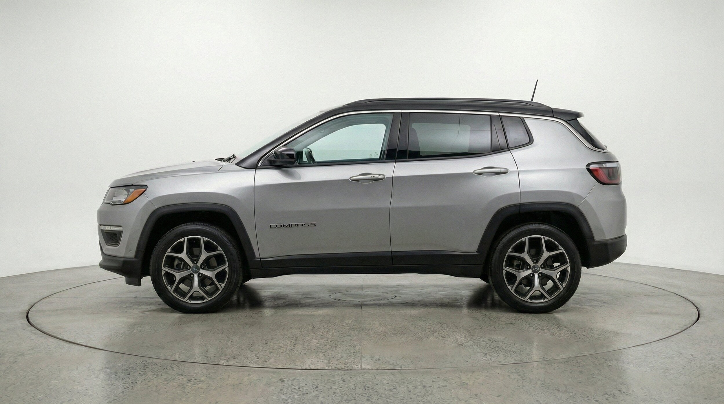 Thumbnail: 2025 Jeep Compass - 10