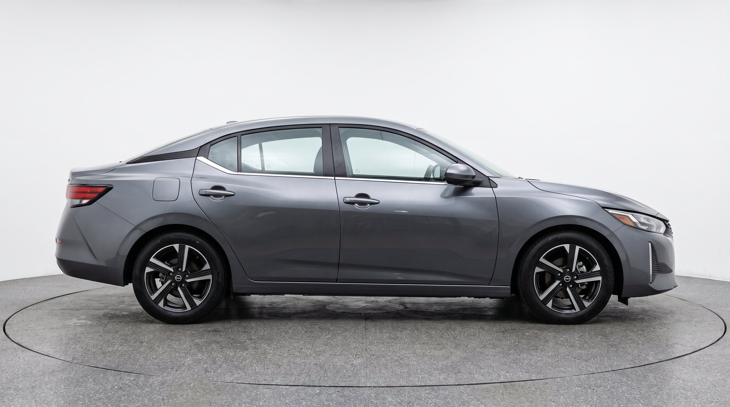 Thumbnail: 2025 Nissan Sentra - 10