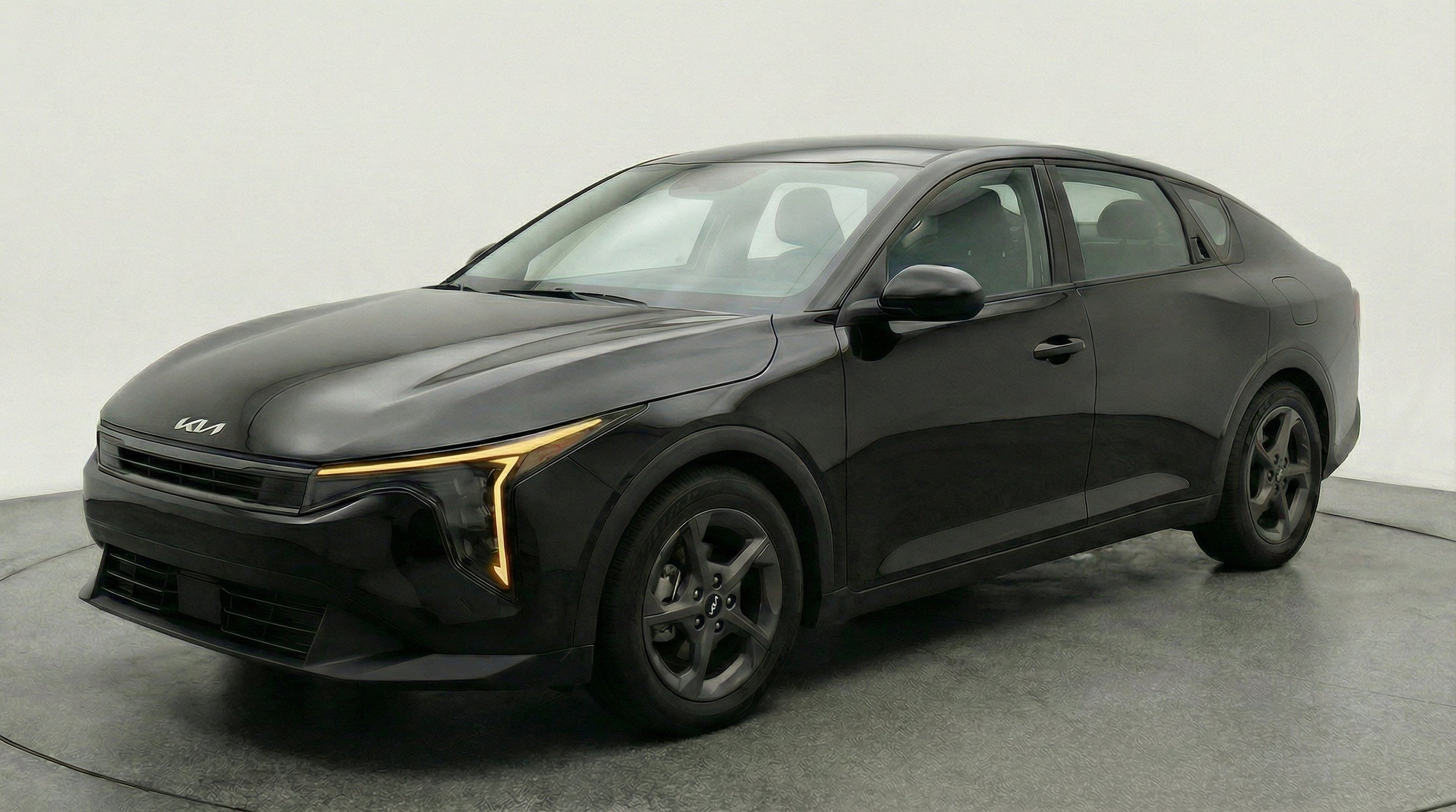 Thumbnail: 2025 Kia K4 - 3