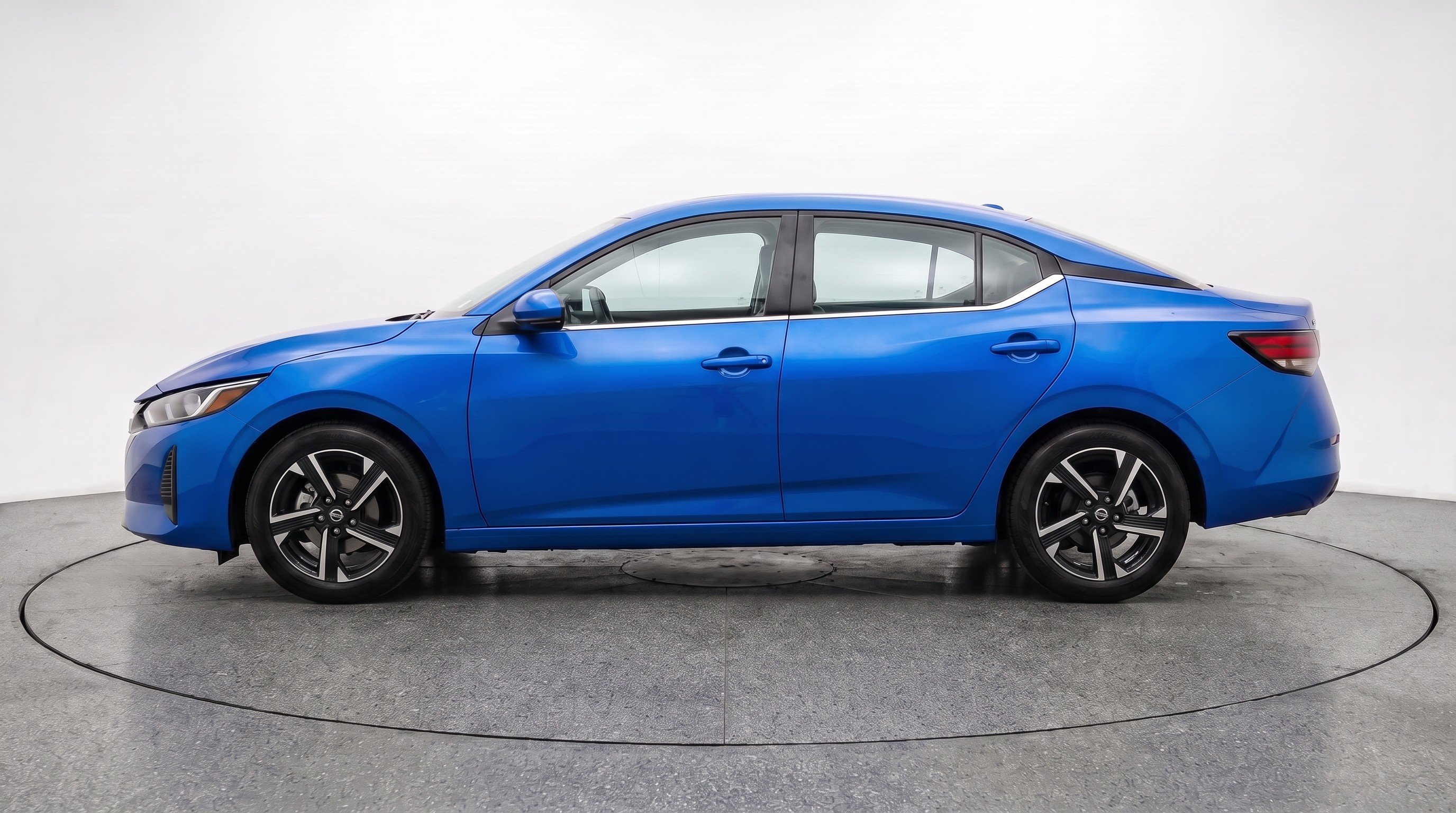 Thumbnail: 2025 Nissan Sentra - 5