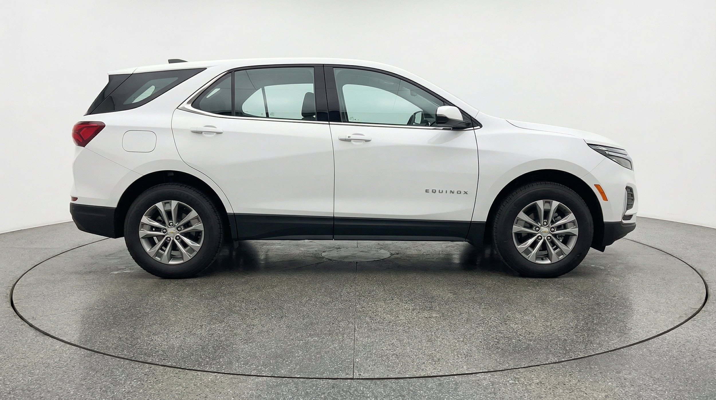 Thumbnail: 2025 Chevrolet Equinox - 10