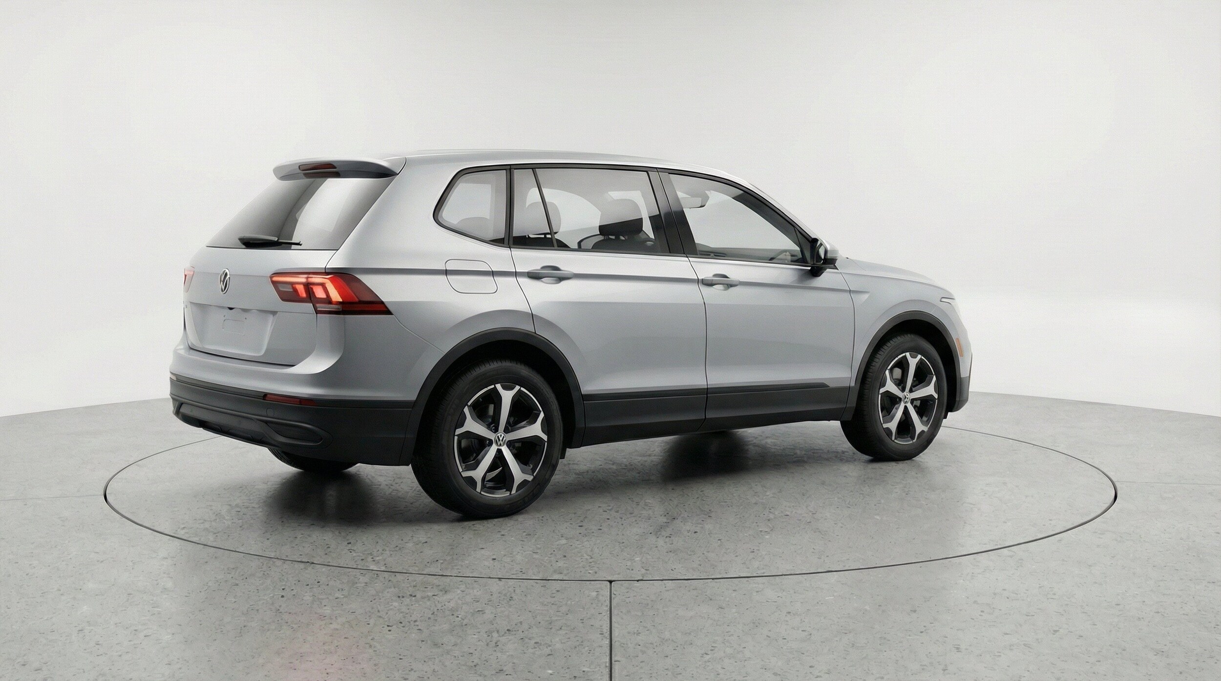 Thumbnail: 2026 Volkswagen Tiguan - 9