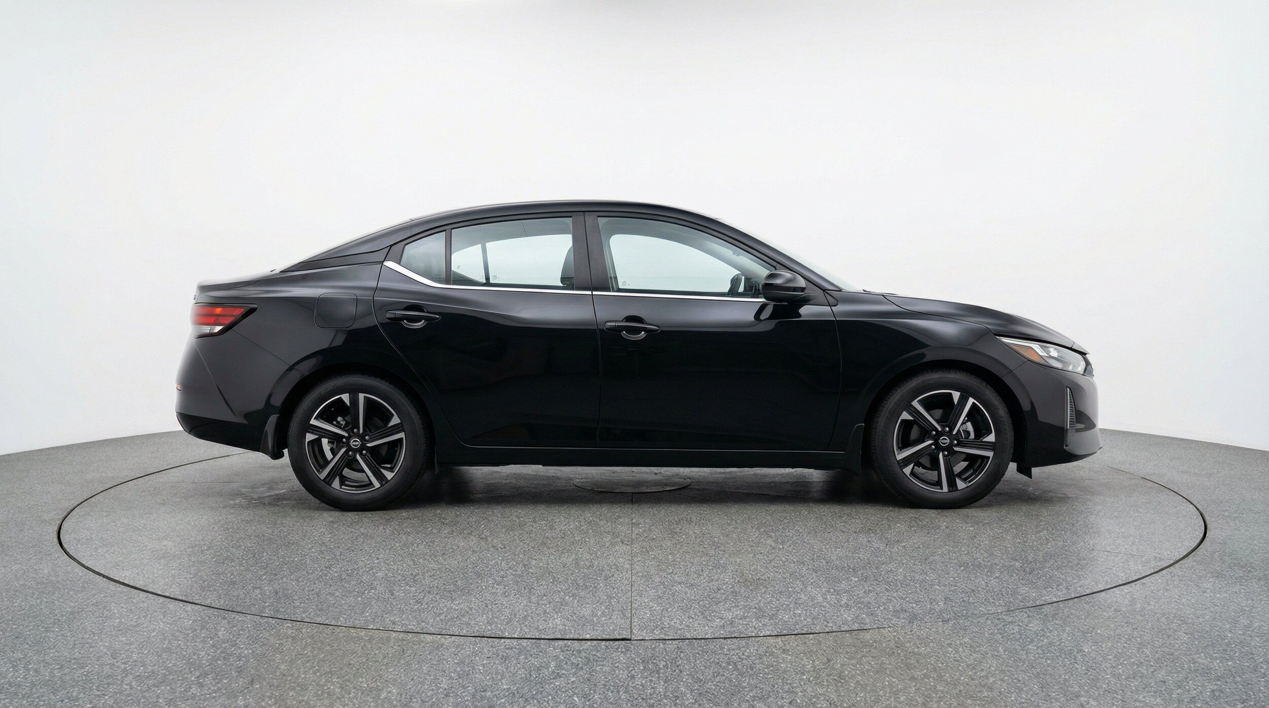 Thumbnail: 2025 Nissan Sentra - 11