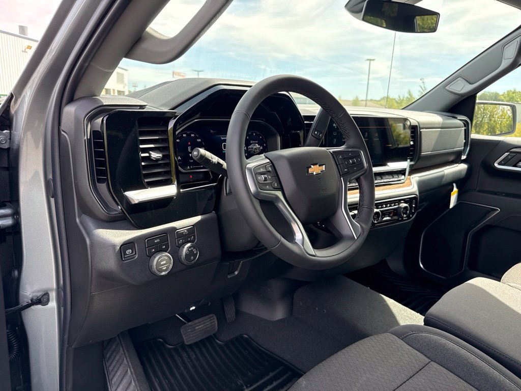 2026 Chevrolet Silverado 1500 LT - Photo 24