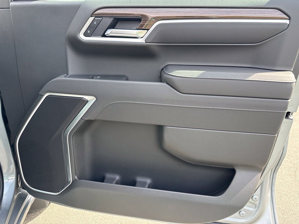 2026 Chevrolet Silverado 1500 LT - Photo 9