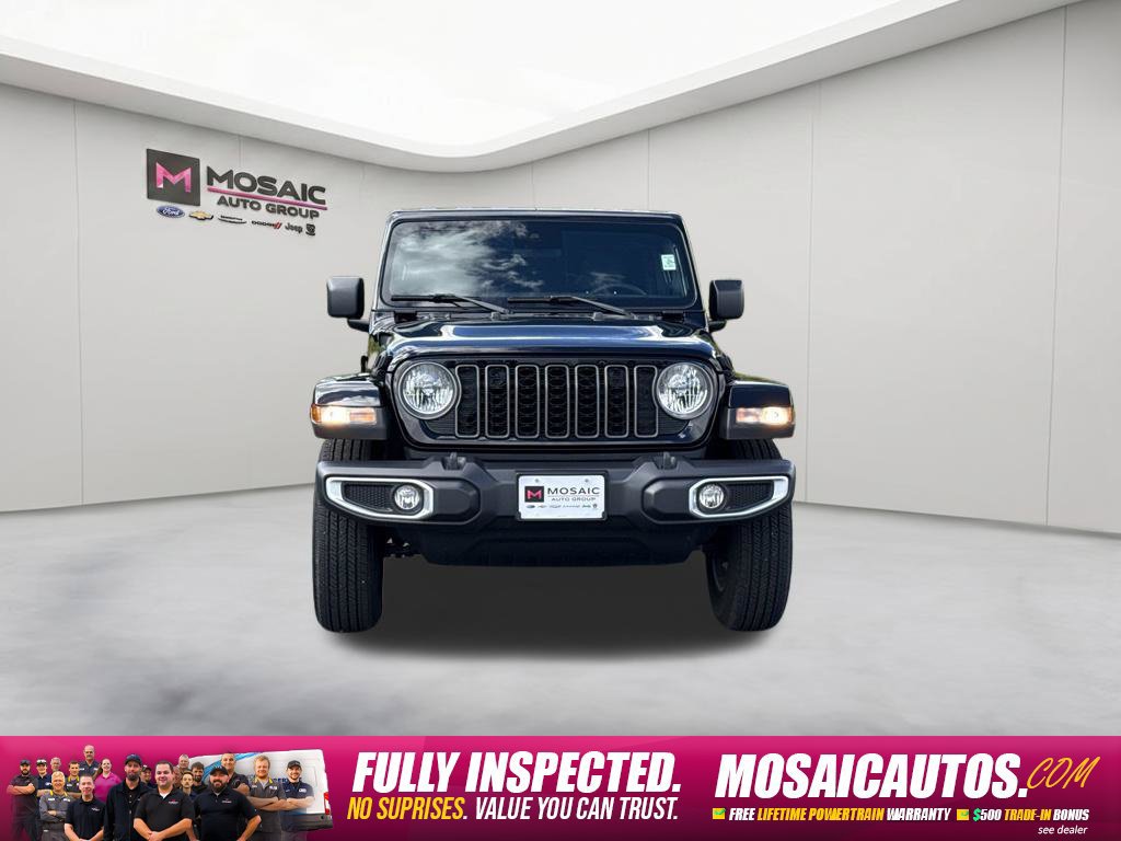 Used 2025 Jeep Gladiator Sport Truck Crew Cab
