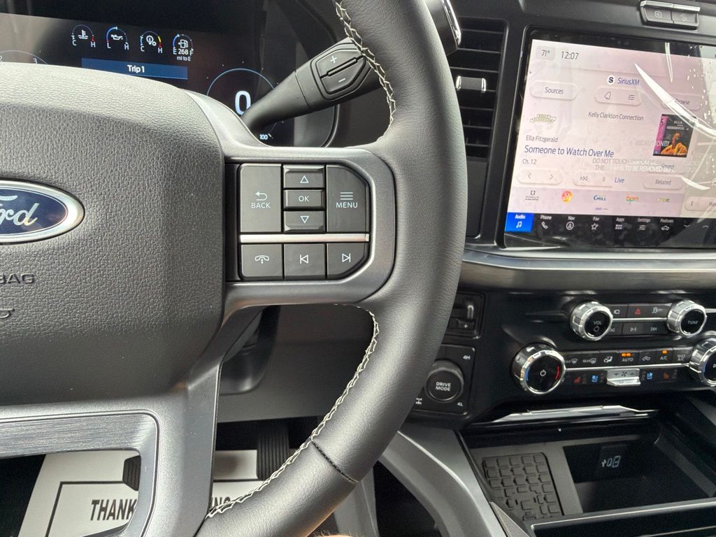 2026 Ford F-350 Super Duty Lariat - Photo 38