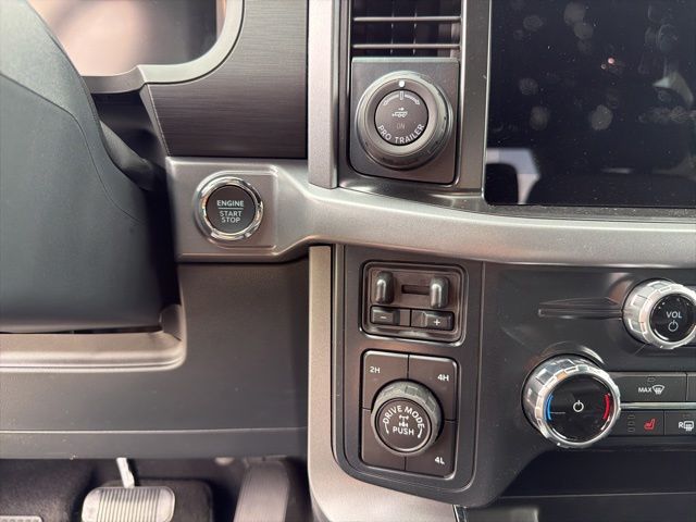 2026 Ford F-150 XLT - Photo 32