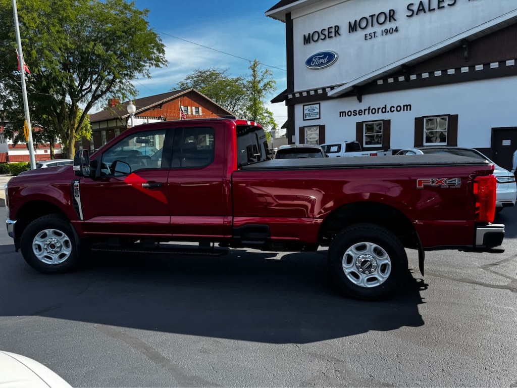 New 2027 Ford Super Duty F-250 SRW XLT Truck Super Cab