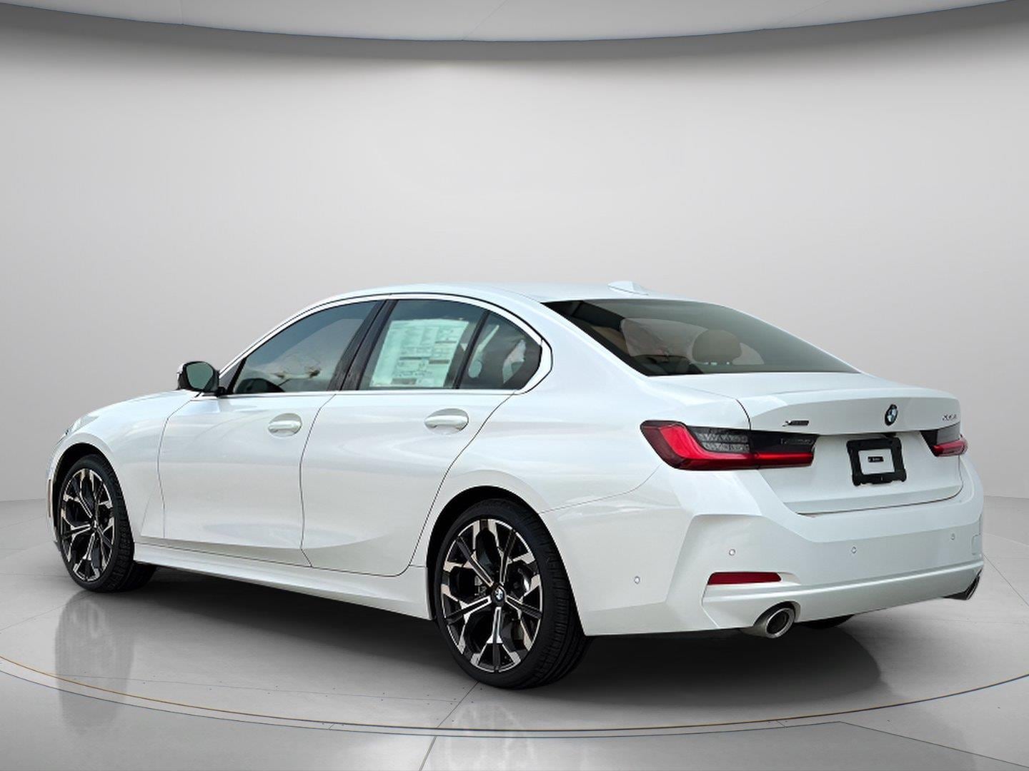 2026 BMW 3 Series 330i - Photo 4