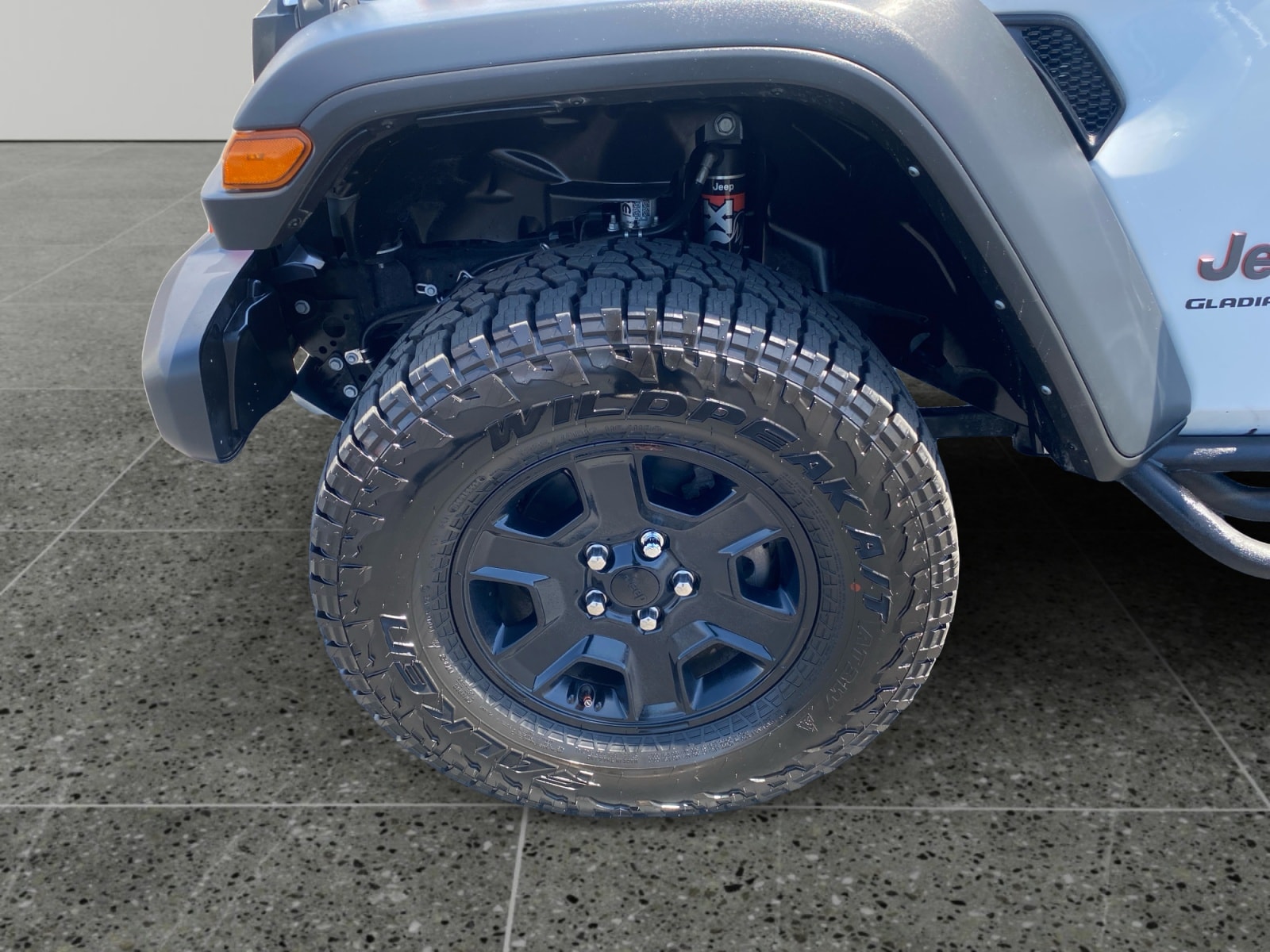 2023 Jeep Gladiator Mojave - Photo 14