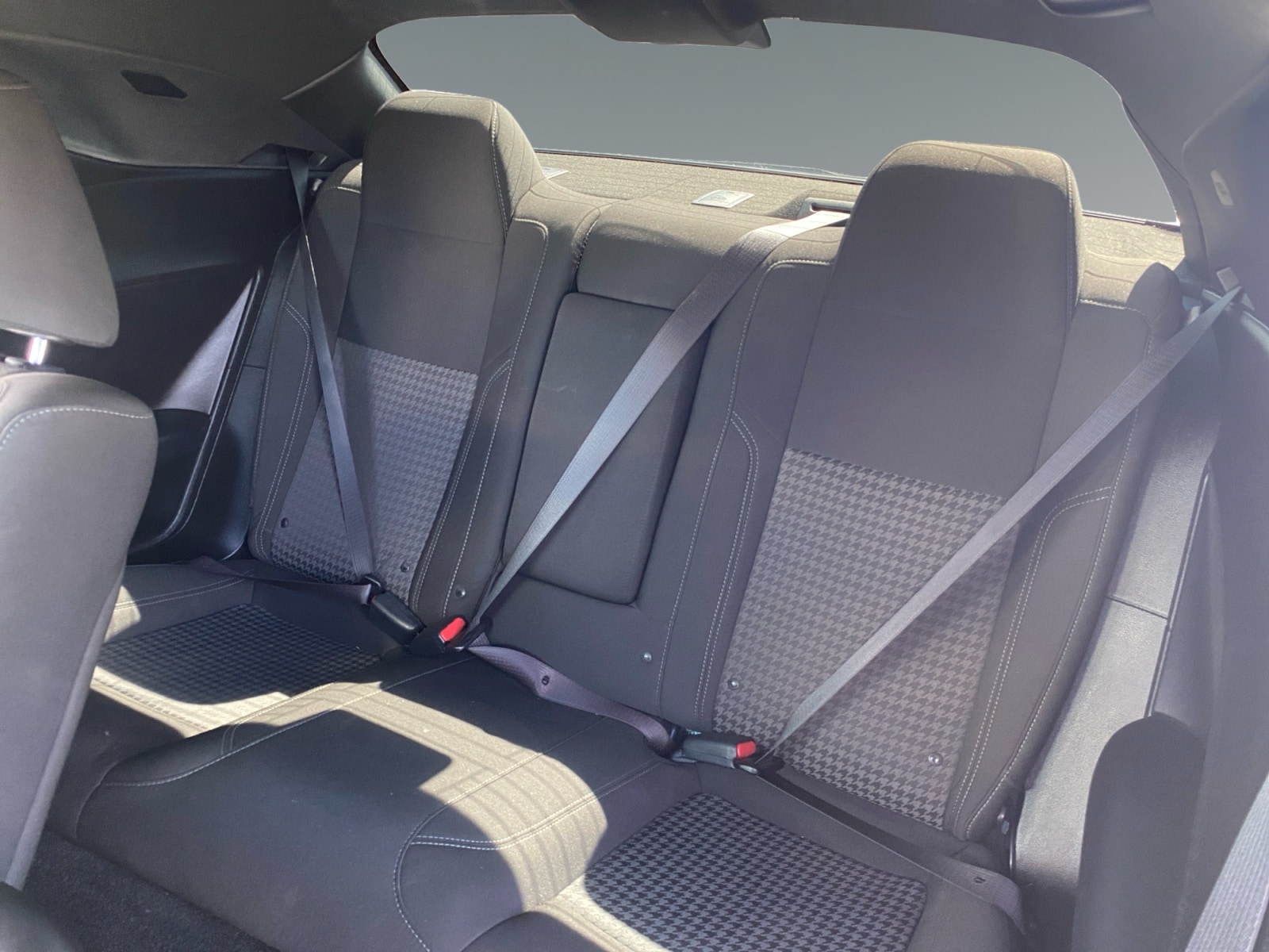 2022 Dodge Challenger SXT - Photo 13