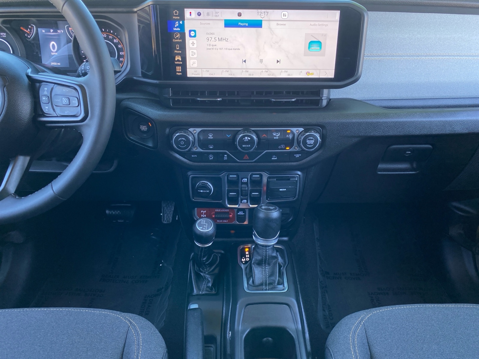 2026 Jeep Wrangler 4-Door Willys - Photo 11