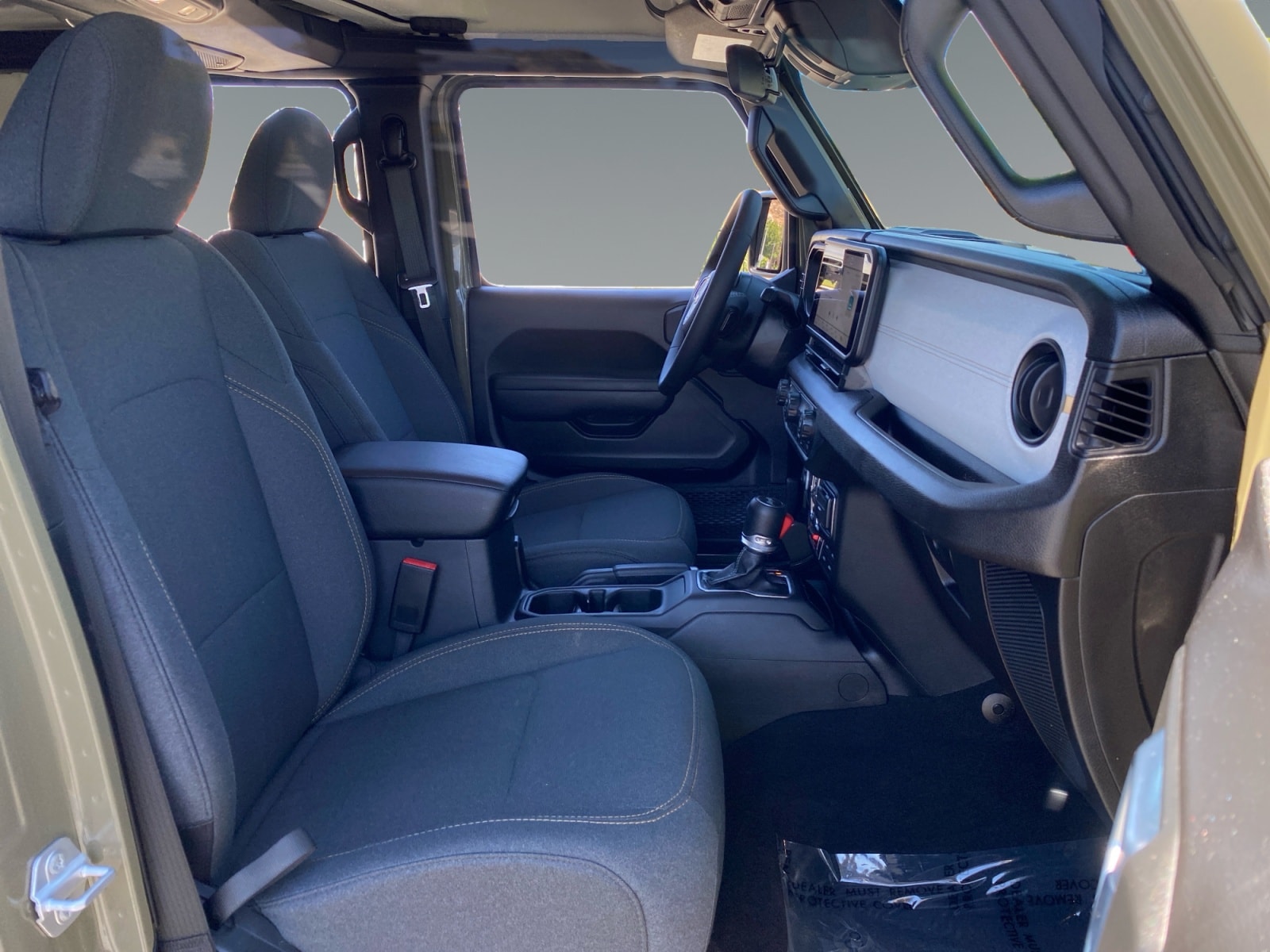 2026 Jeep Wrangler 4-Door Willys - Photo 15