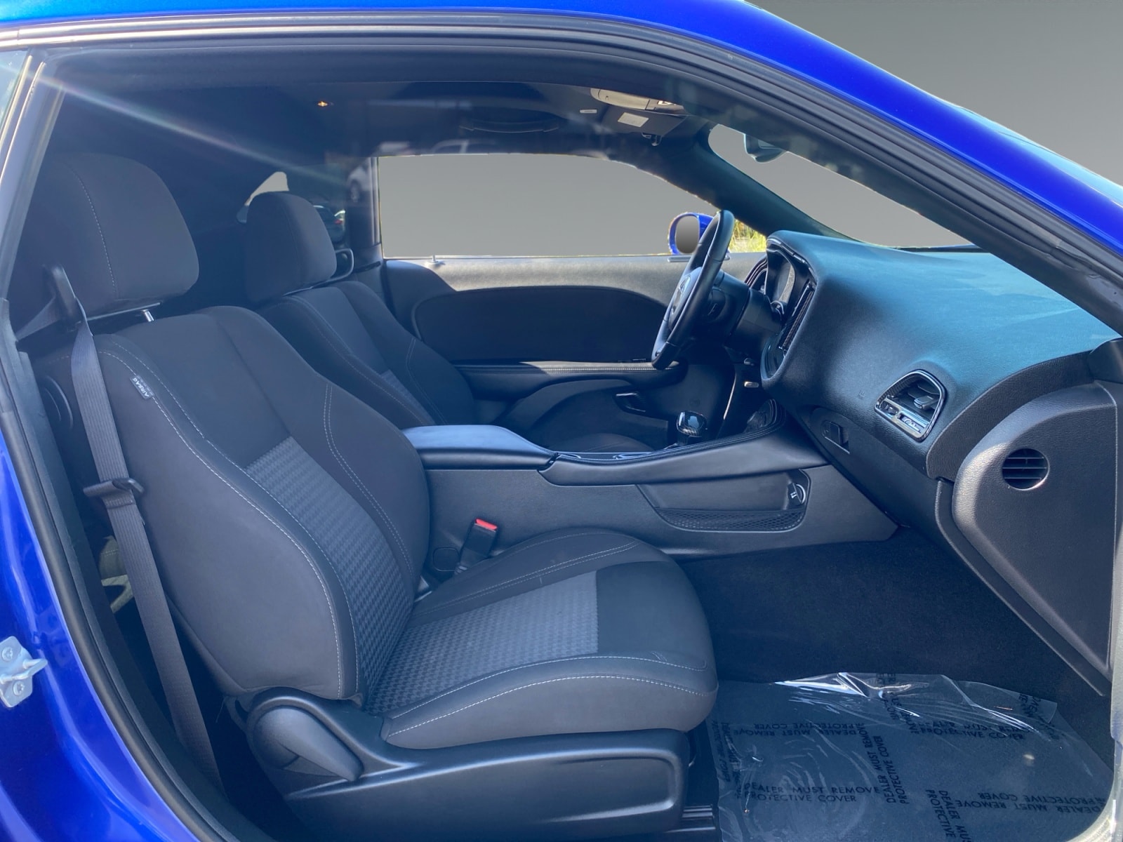 2022 Dodge Challenger SXT - Photo 15