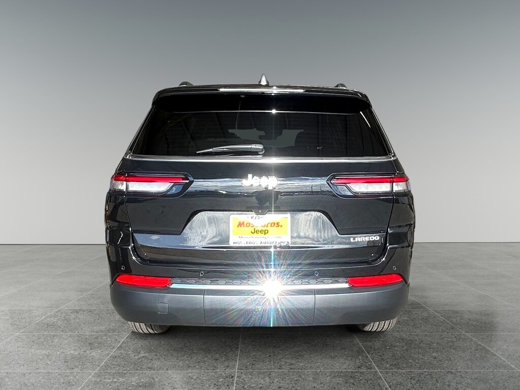 New 2026 Jeep Grand Cherokee L Laredo Sport Utility