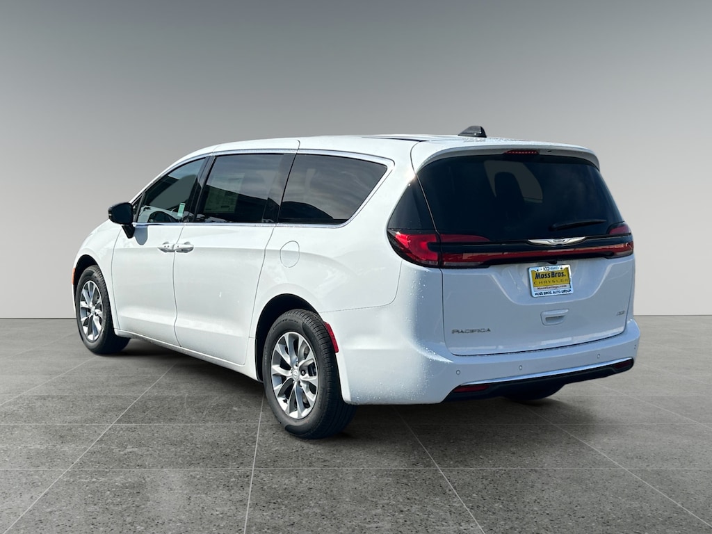 New 2026 Chrysler Pacifica Select Passenger Van