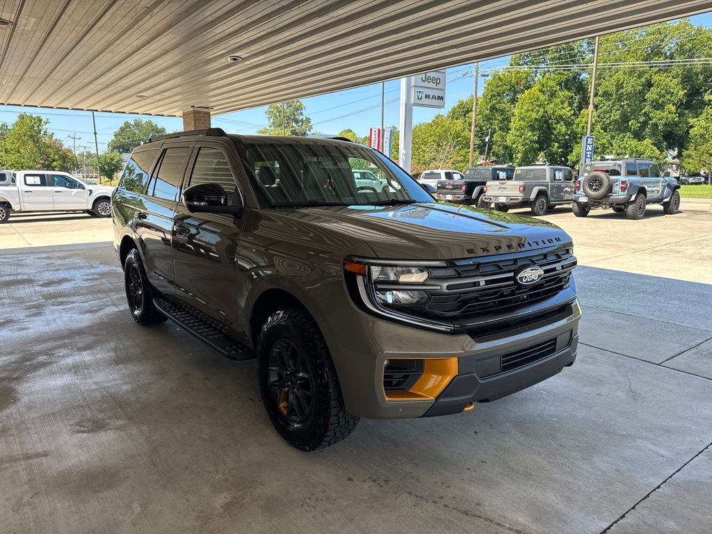 New 2027 Ford Expedition Tremor SUV