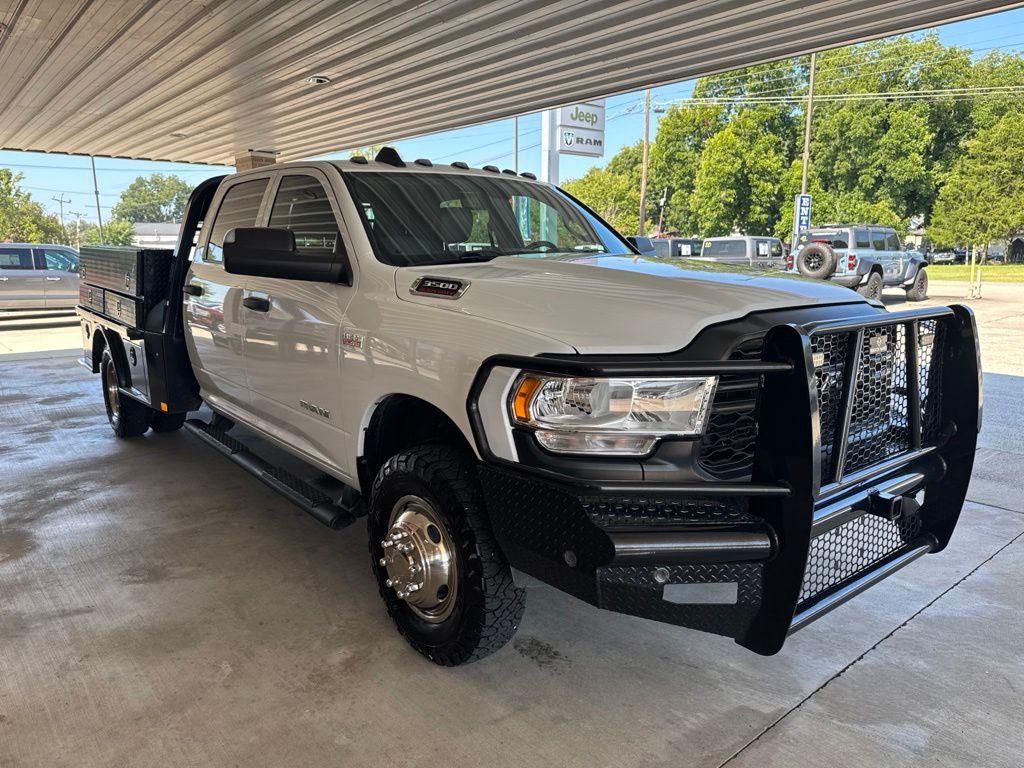2022 RAM Ram 3500 Chassis Cab Tradesman - Photo 3