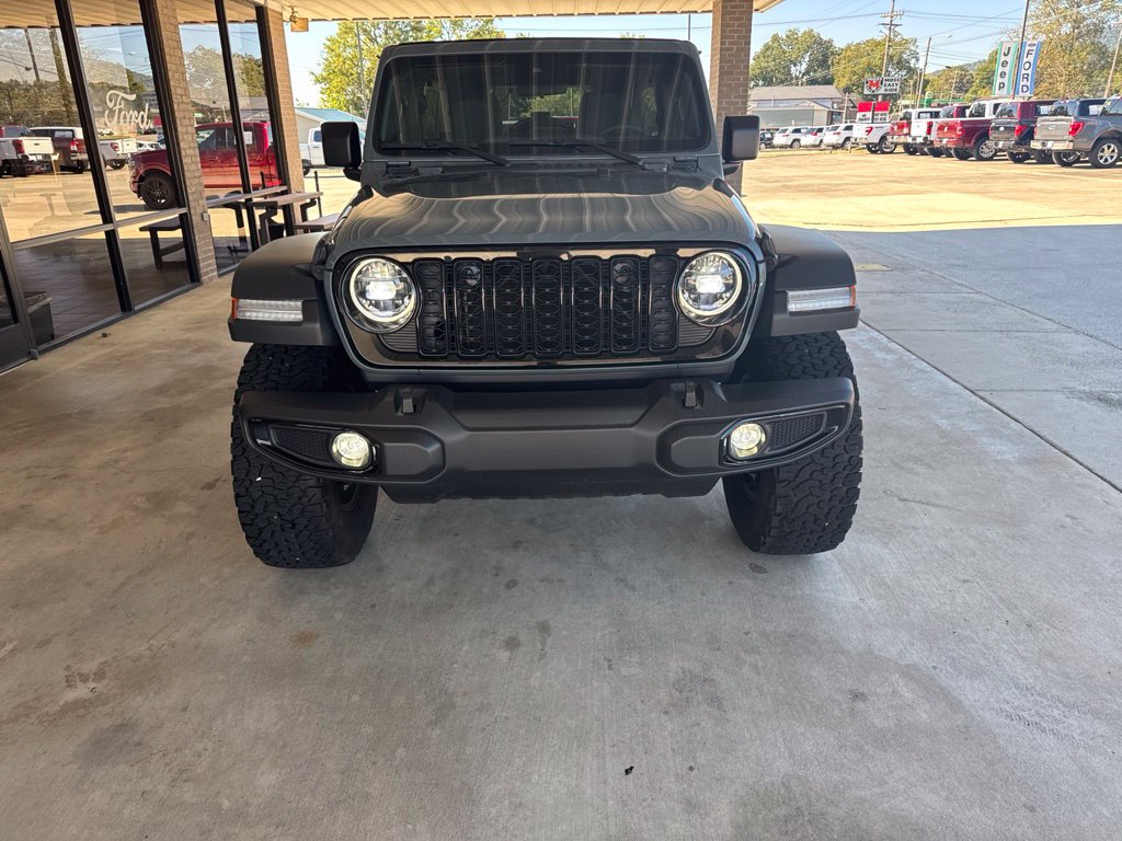 Used 2025 Jeep Wrangler Willys SUV