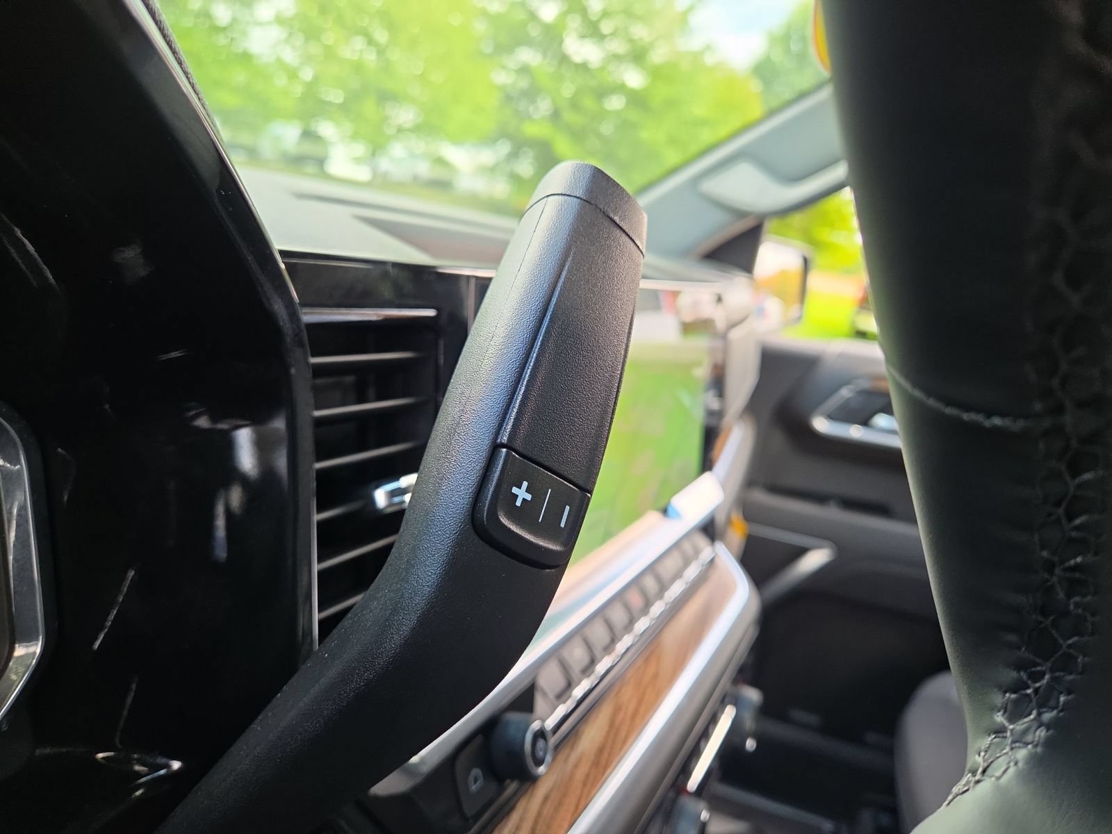 2025 Chevrolet Silverado 1500 RST - Photo 20