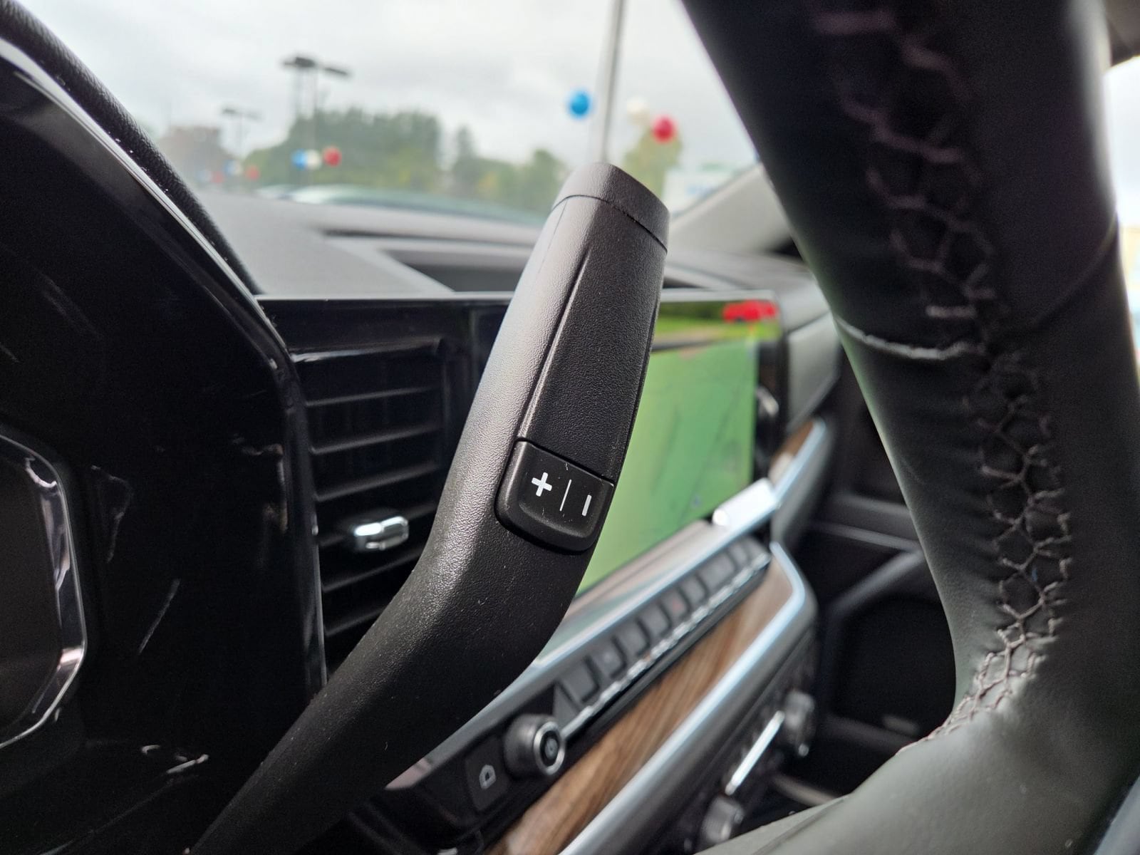 2025 Chevrolet Silverado 1500 LT - Photo 18