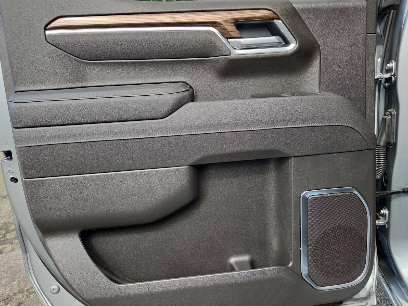 2025 Chevrolet Silverado 1500 RST - Photo 24