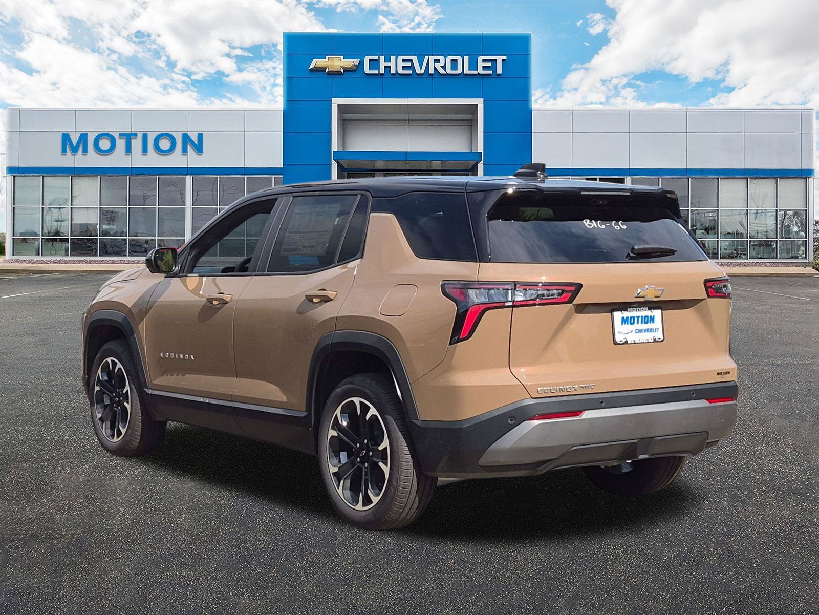 2027 Chevrolet Equinox LT - Photo 7