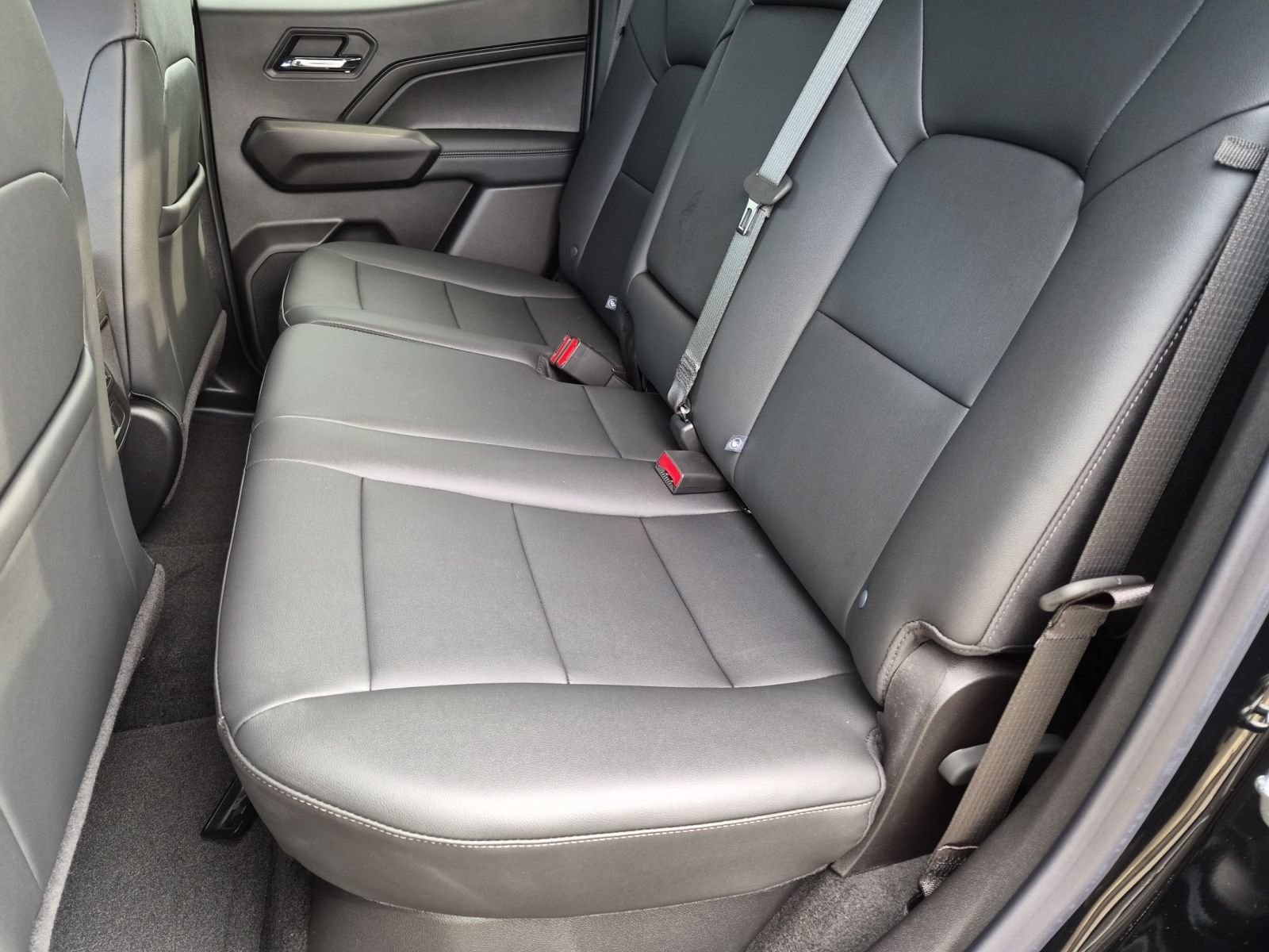 2026 Chevrolet Colorado LT - Photo 23