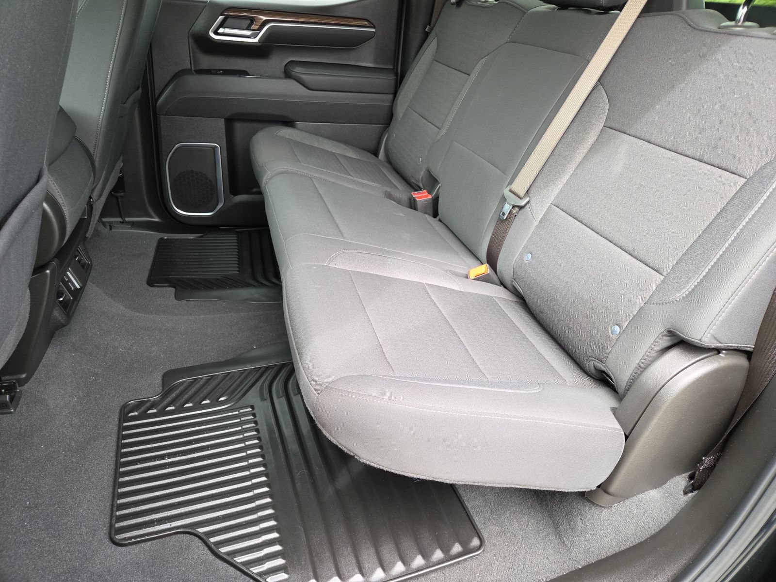 2025 Chevrolet Silverado 1500 LT - Photo 25