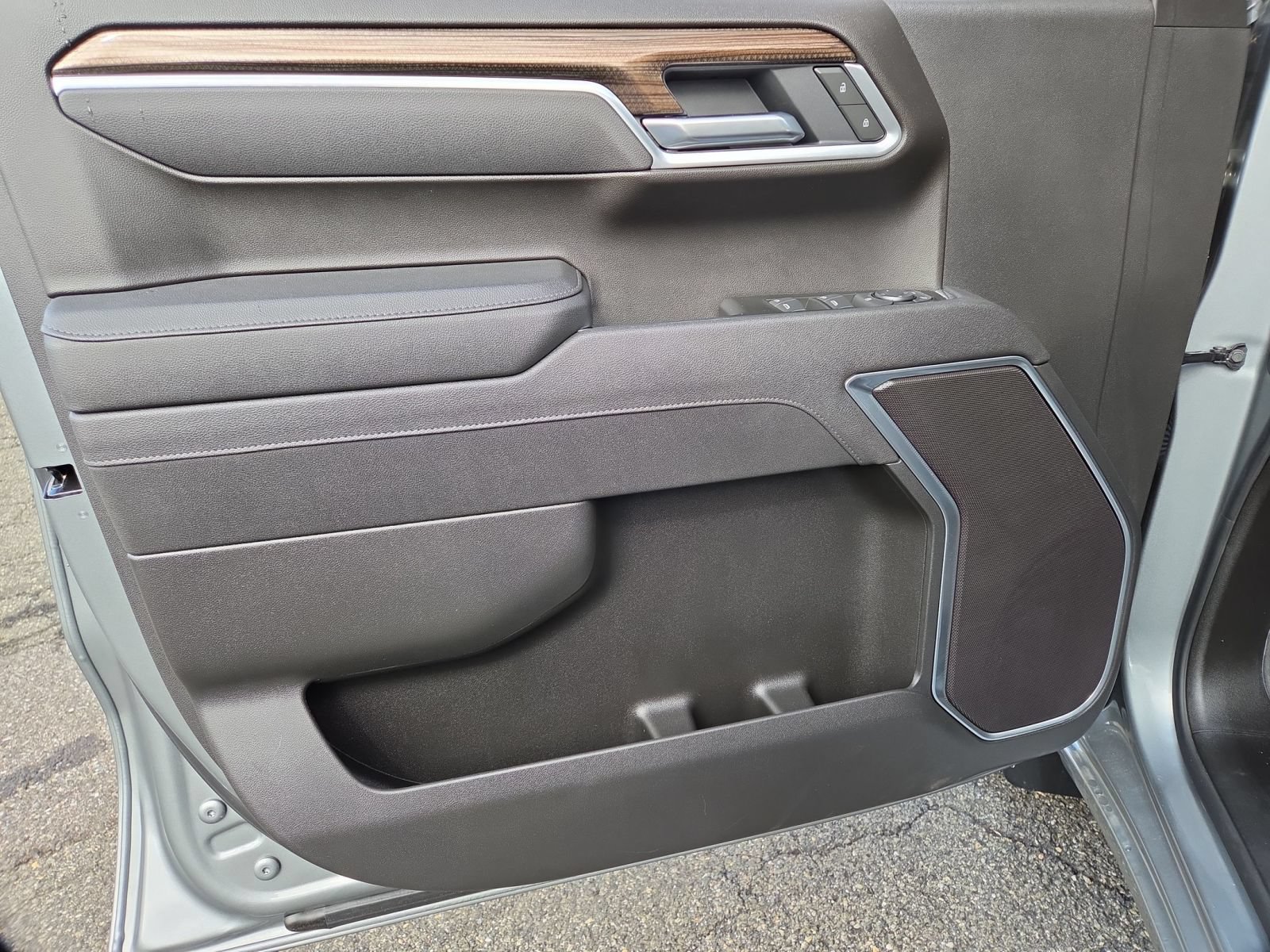 2025 Chevrolet Silverado 1500 RST - Photo 23