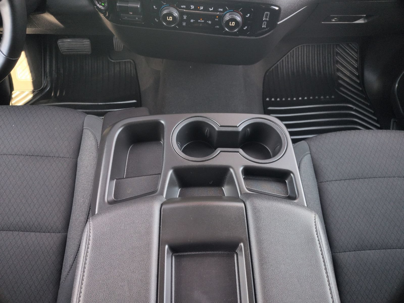 2025 Chevrolet Silverado 1500 LT - Photo 20