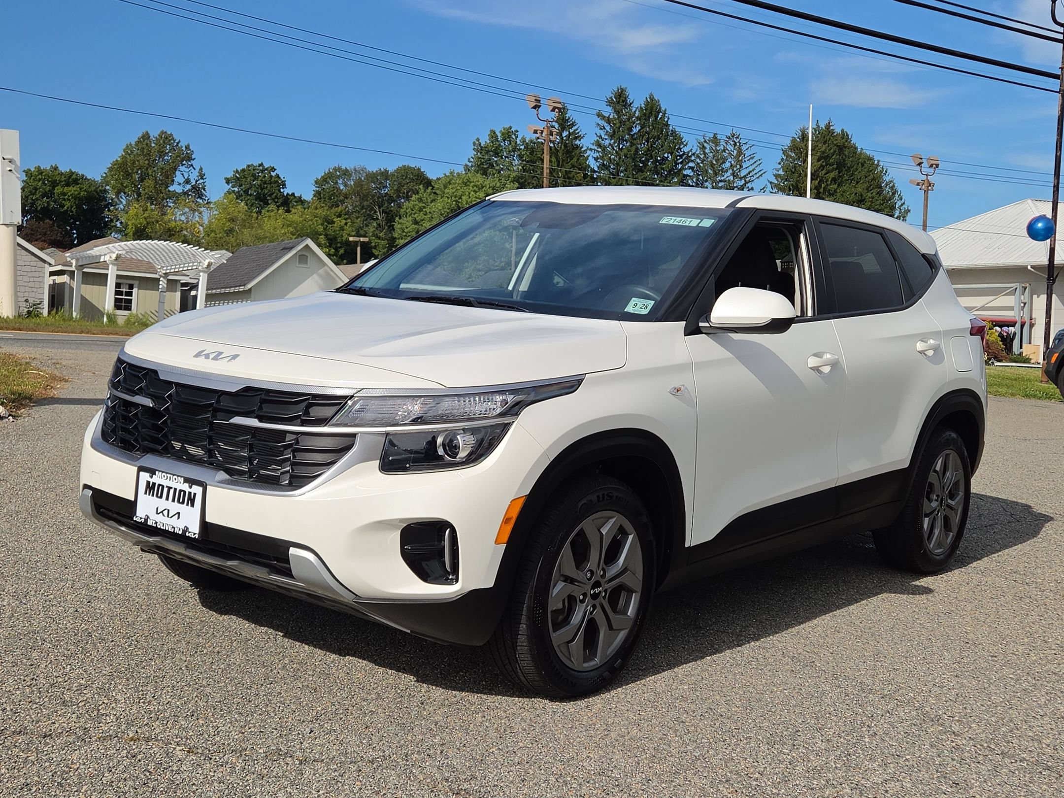 Used 2024 Kia Seltos LX SUV