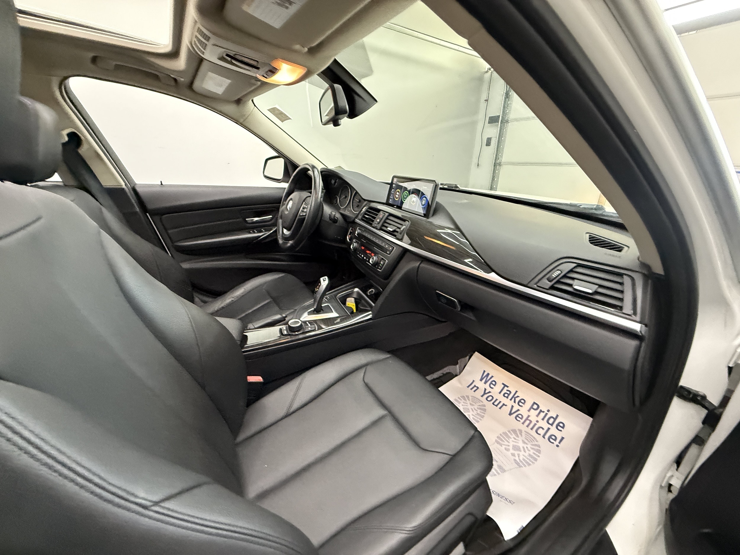 2014 BMW 3 Series 320i - Photo 26