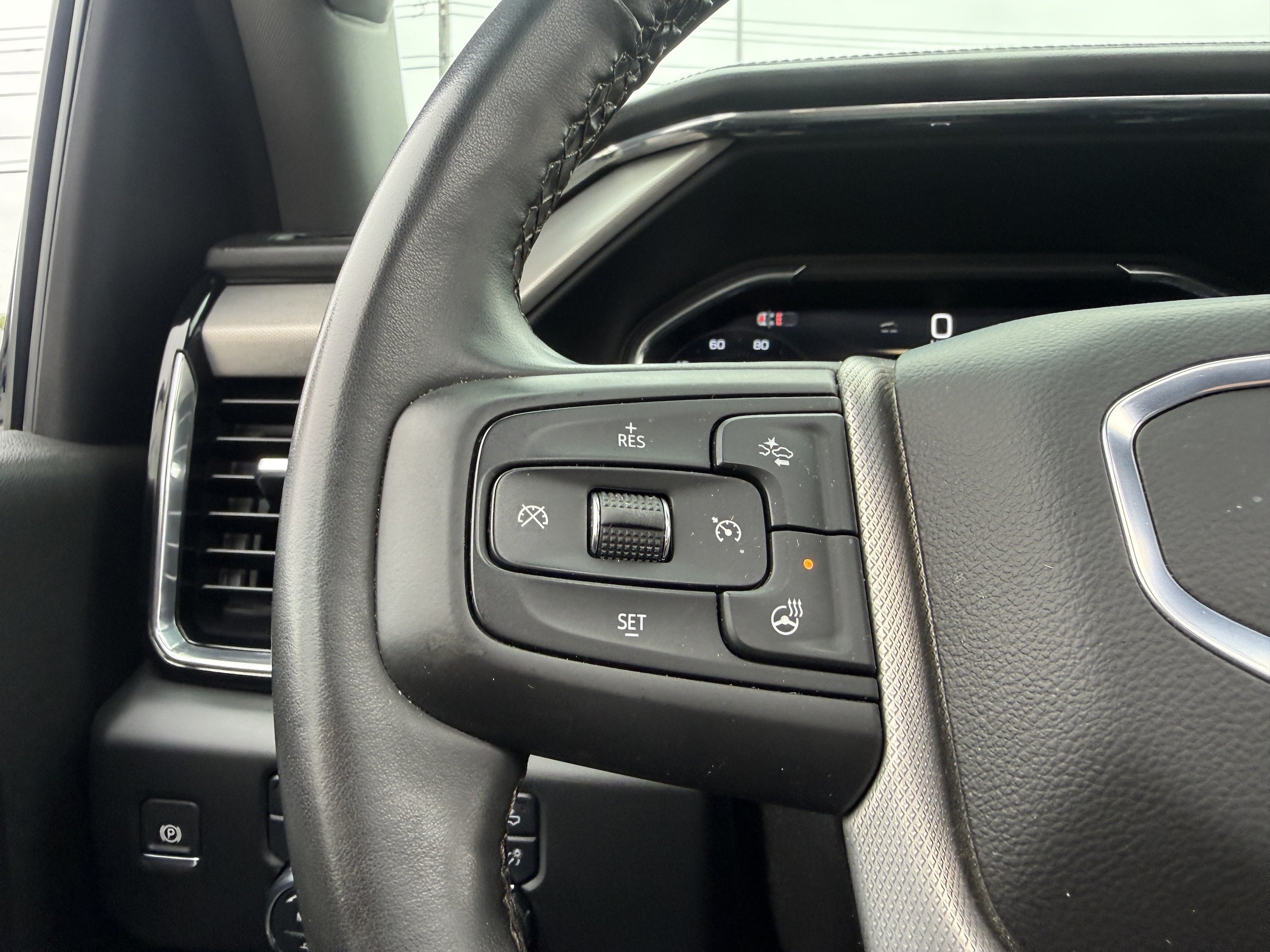 2025 GMC Sierra 2500HD Denali - Photo 18