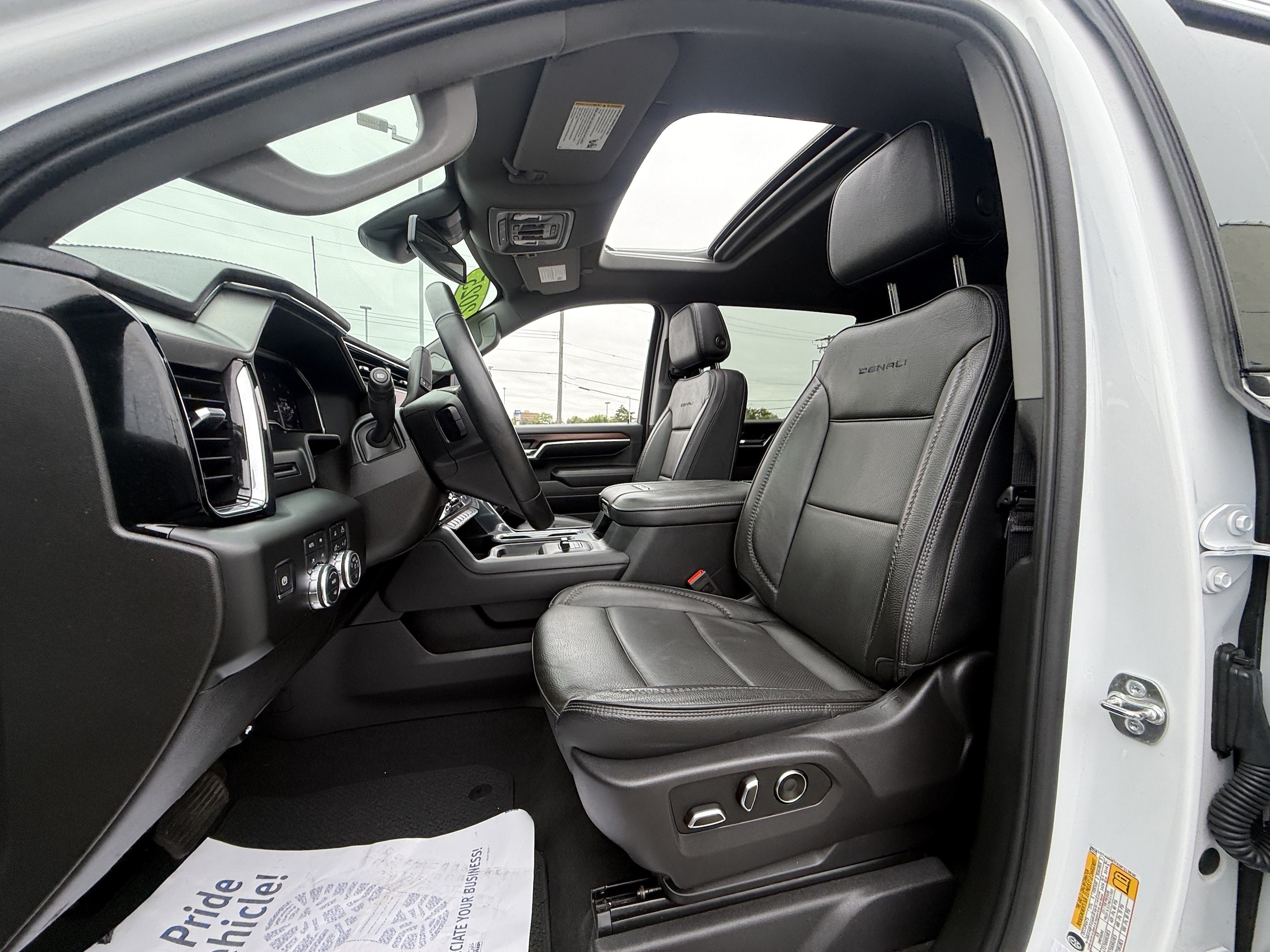 2025 GMC Sierra 2500HD Denali - Photo 15