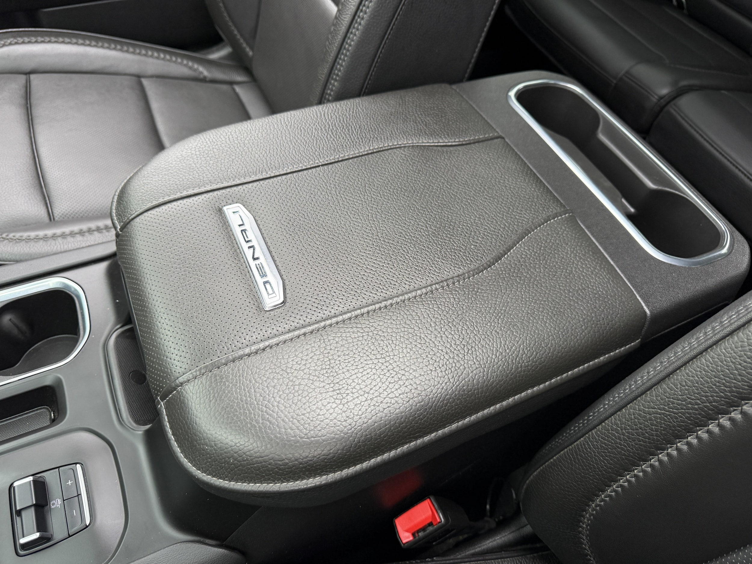 2025 GMC Sierra 2500HD Denali - Photo 34