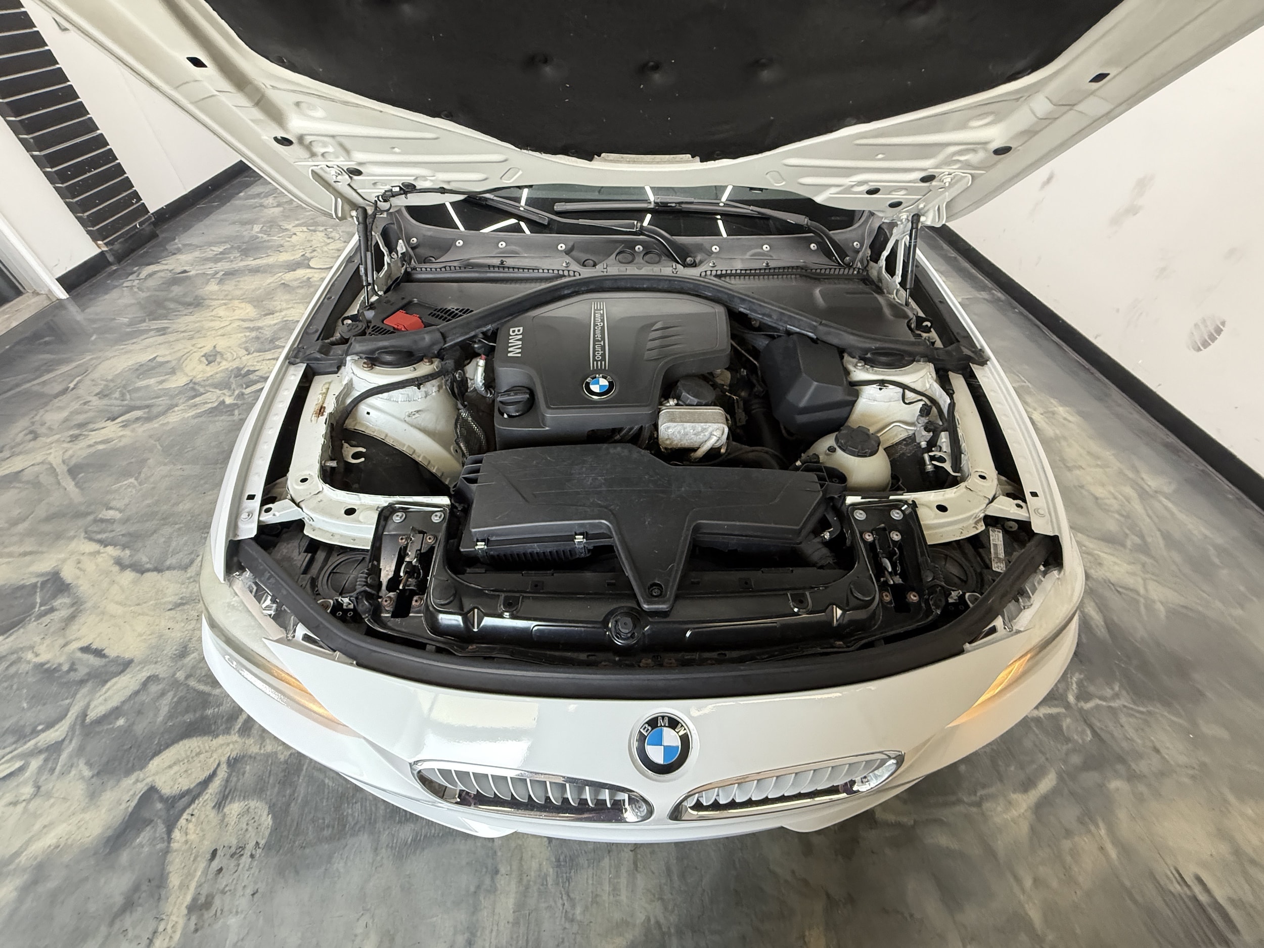 2014 BMW 3 Series 320i - Photo 31