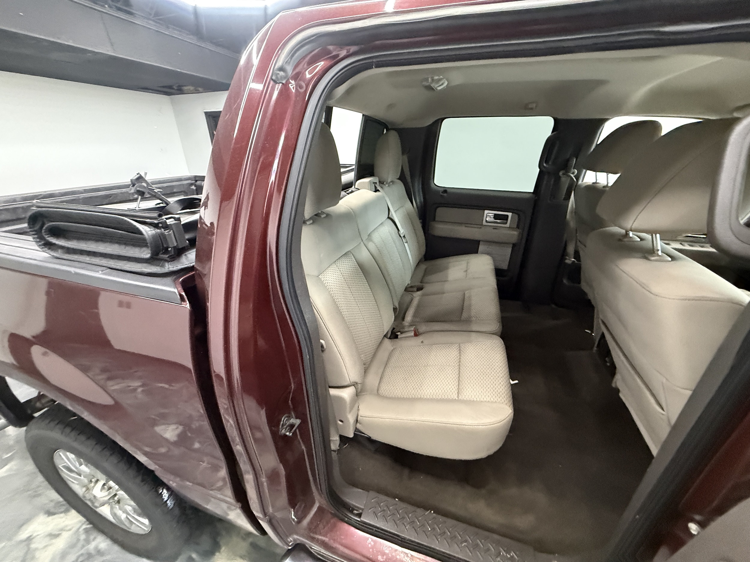 2010 Ford F-150 XLT - Photo 28