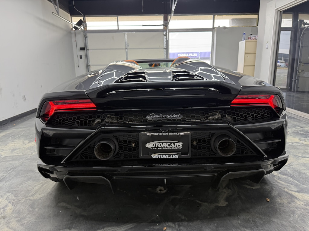 Used 2023 Lamborghini Huracan EVO Spyder RWD