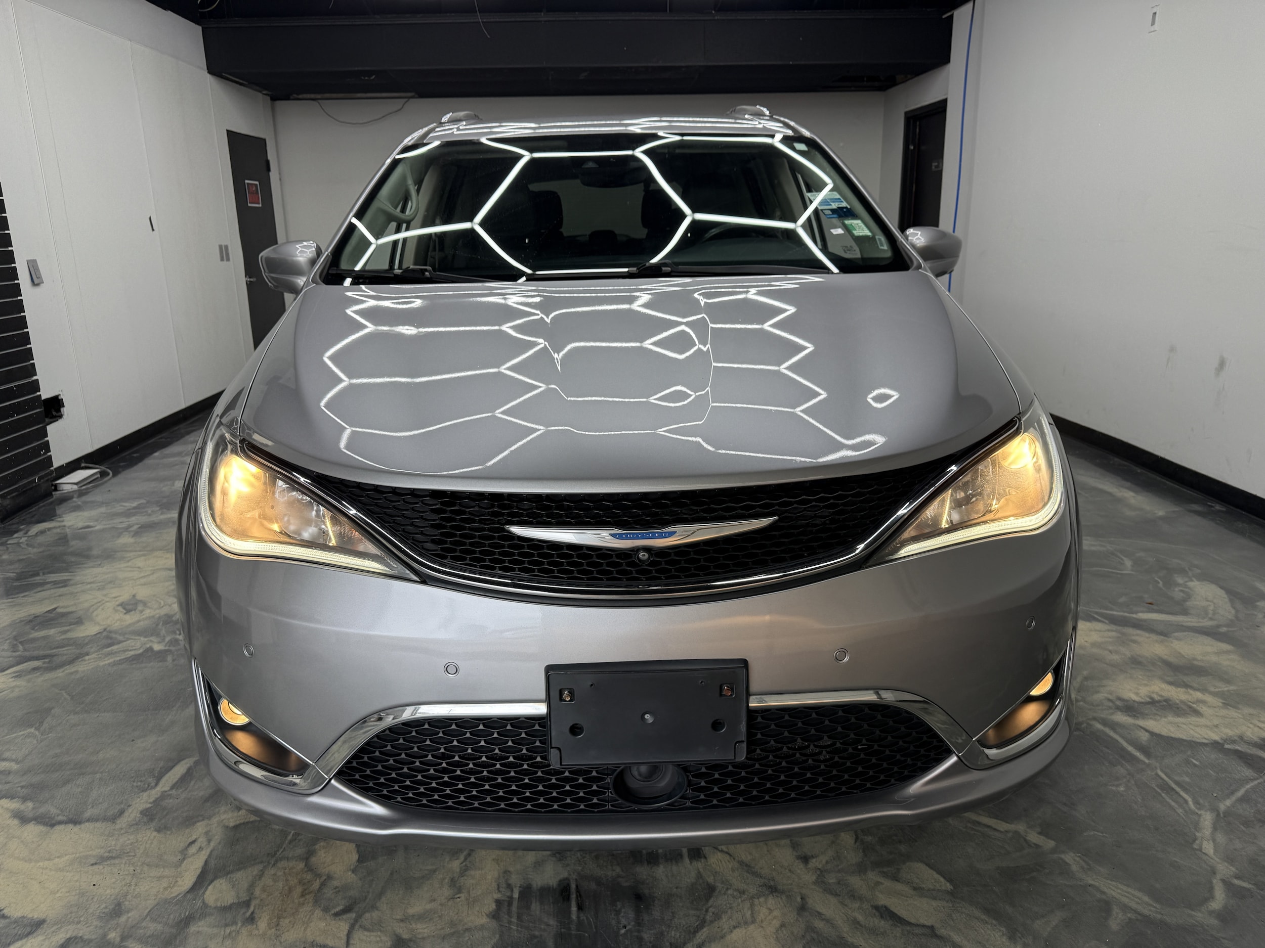 2018 Chrysler Pacifica Touring L - Photo 7