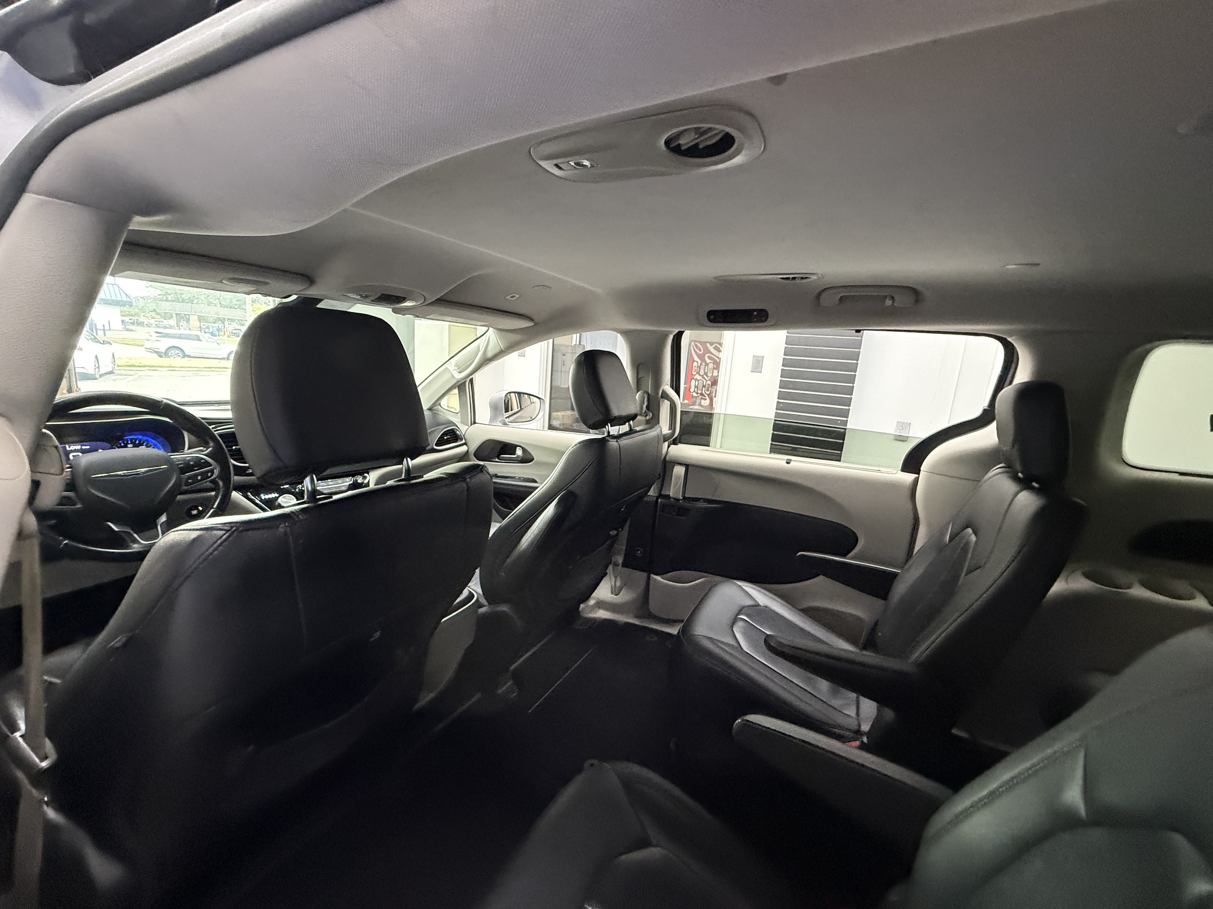2018 Chrysler Pacifica Touring L - Photo 30