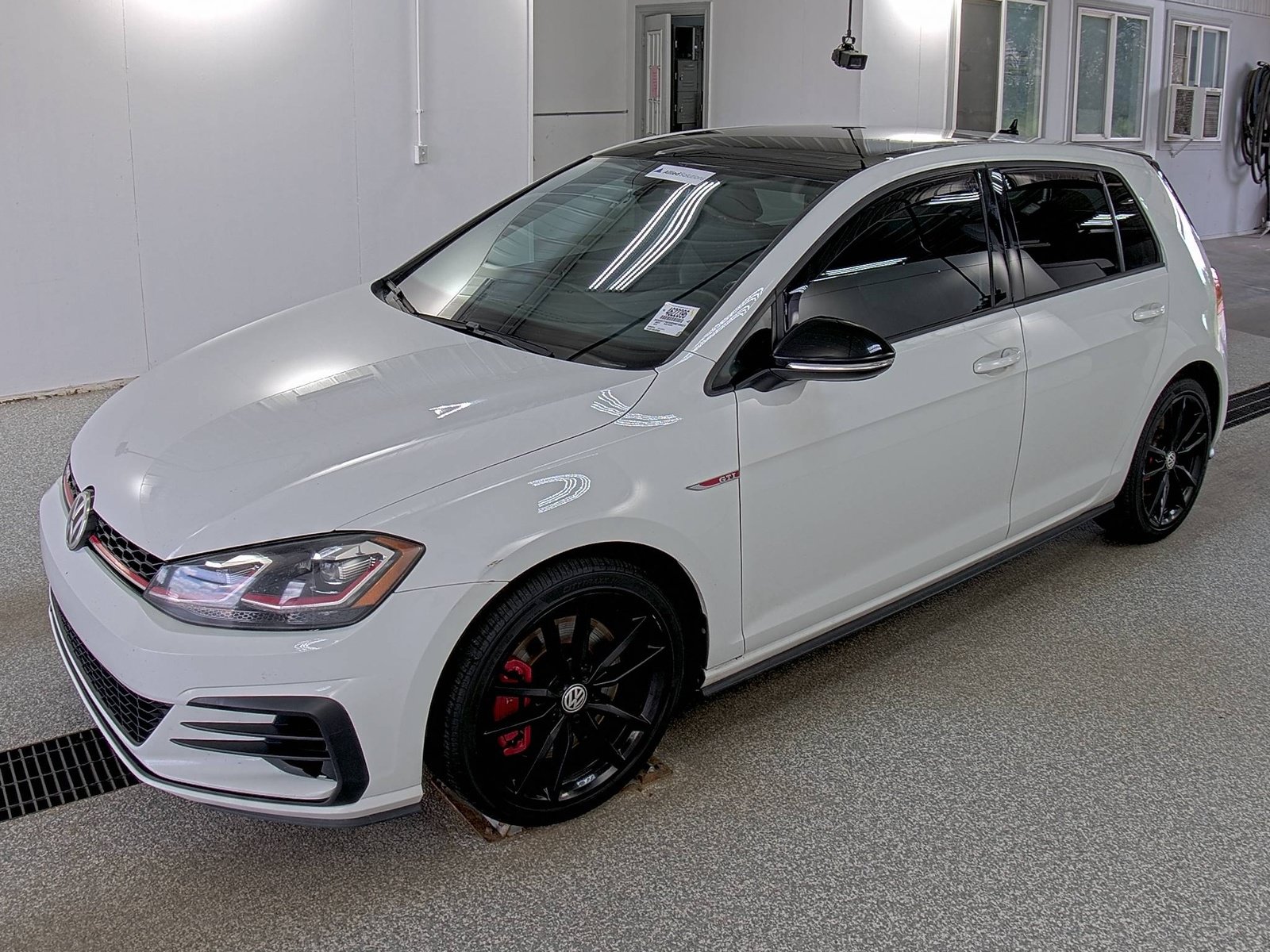 2021 Volkswagen Golf GTI SE