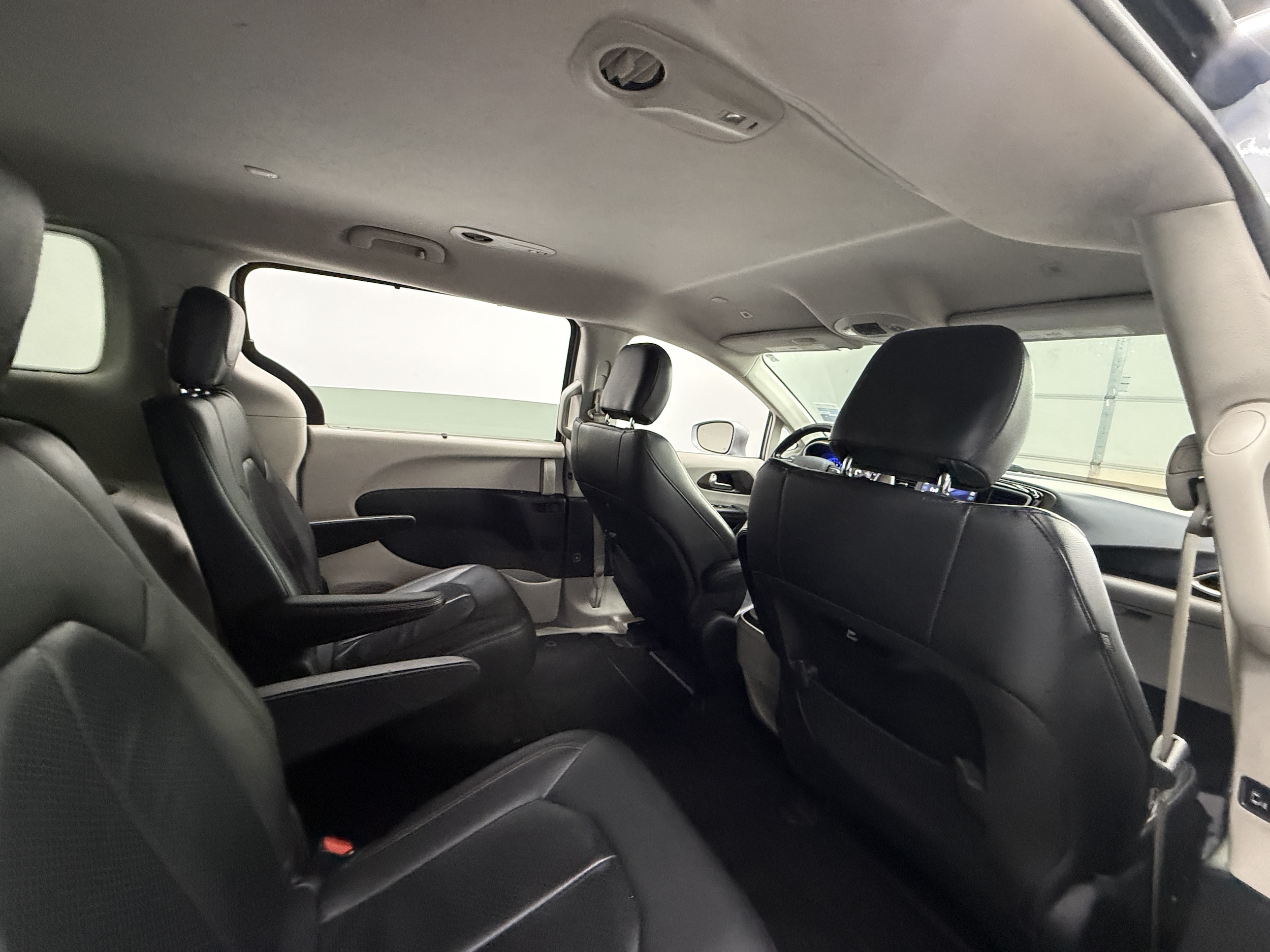 2018 Chrysler Pacifica Touring L - Photo 31