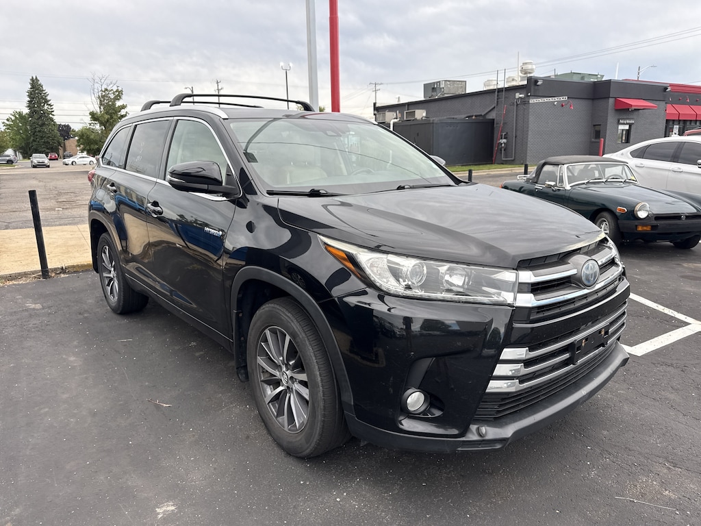 Used 2017 Toyota Highlander Hybrid Hybrid XLE SUV