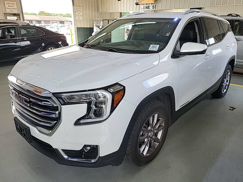 Used 2023 GMC Terrain SLT SUV