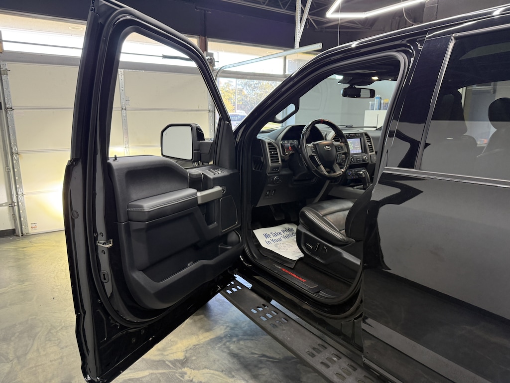 Used 2020 Ford F-150 Raptor EQUIPMENT GROUP 802A Truck SuperCrew Cab