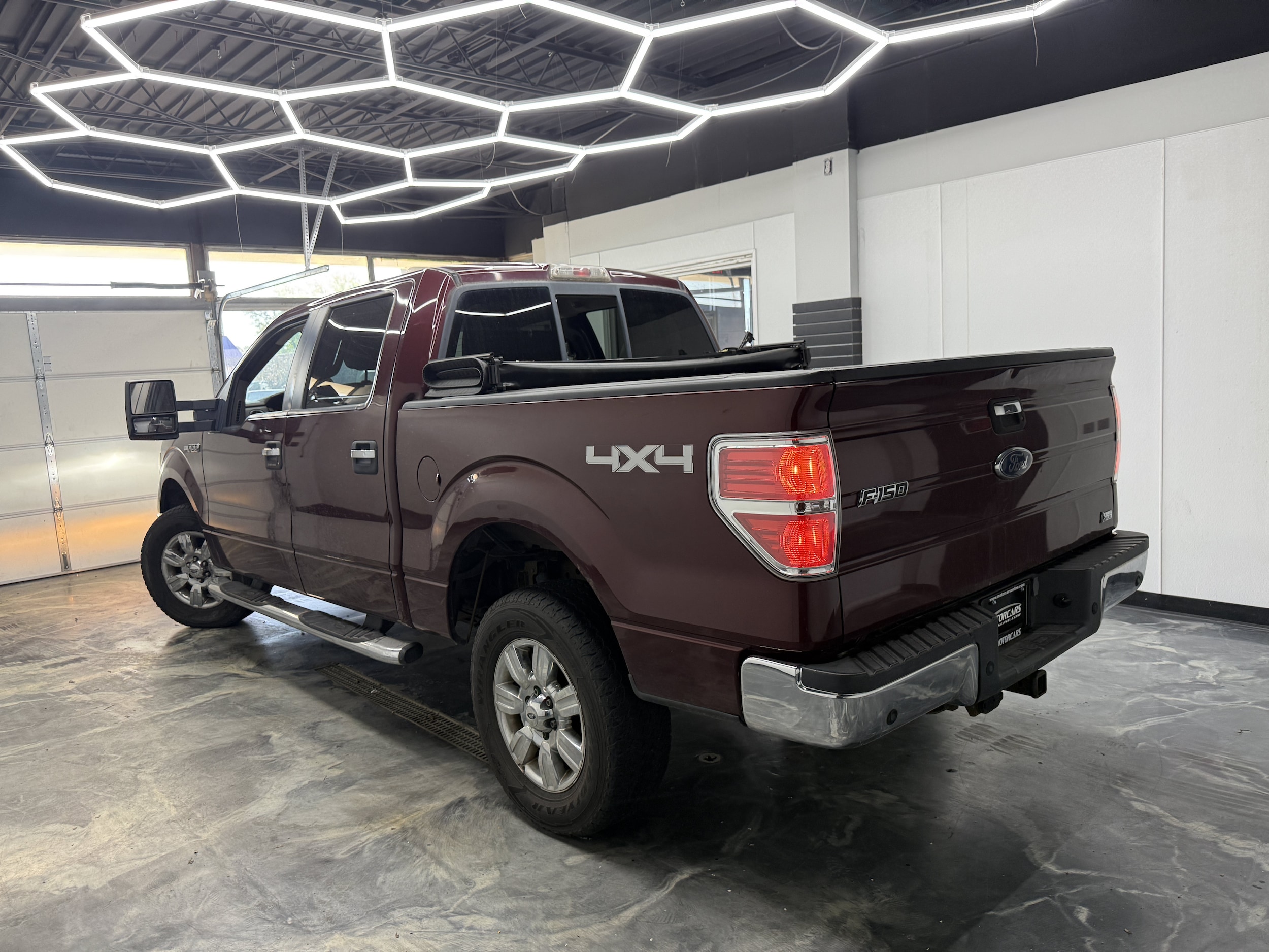 2010 Ford F-150 XLT - Photo 8