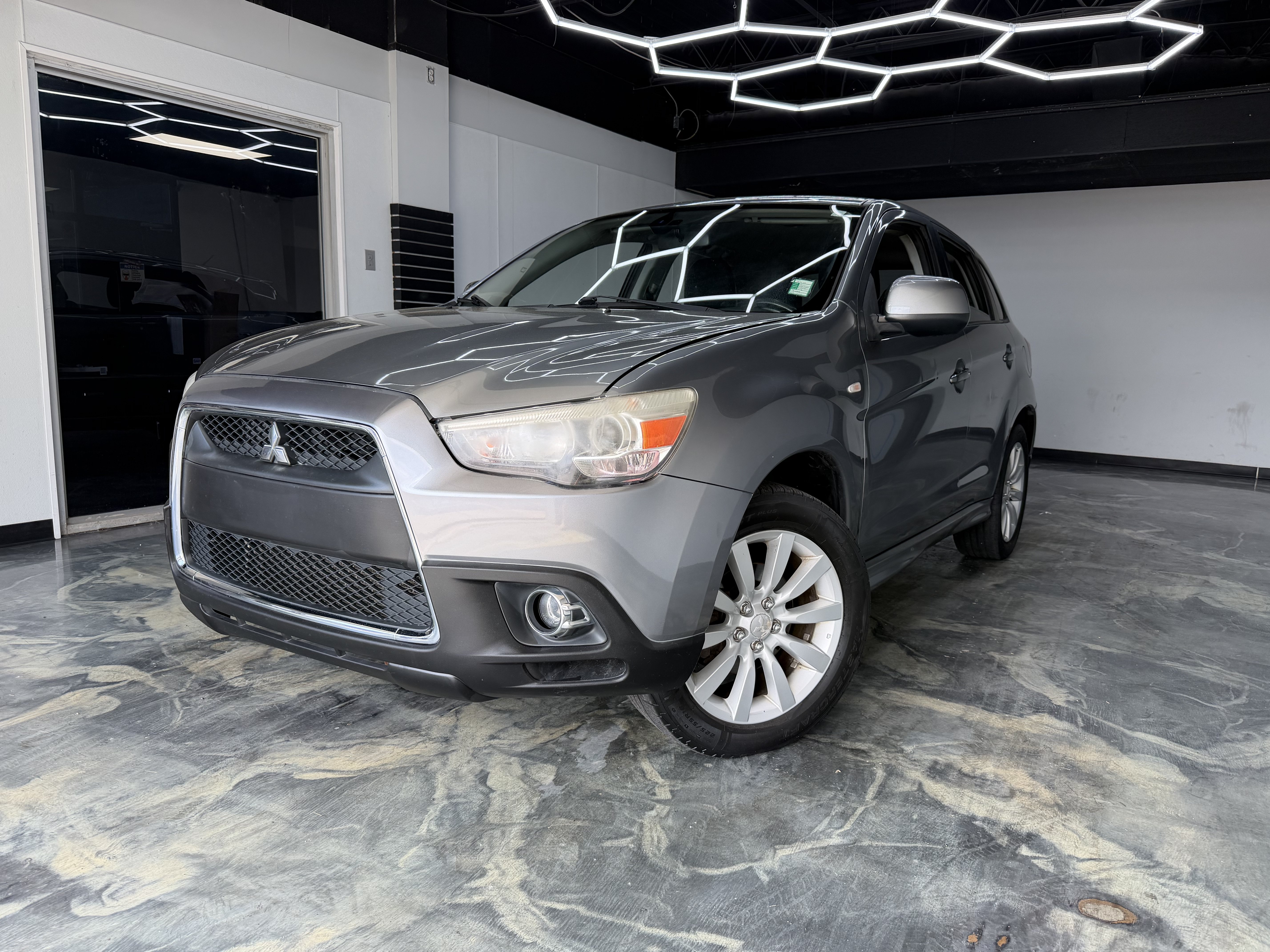 Used 2011 Mitsubishi Outlander Sport SE SUV