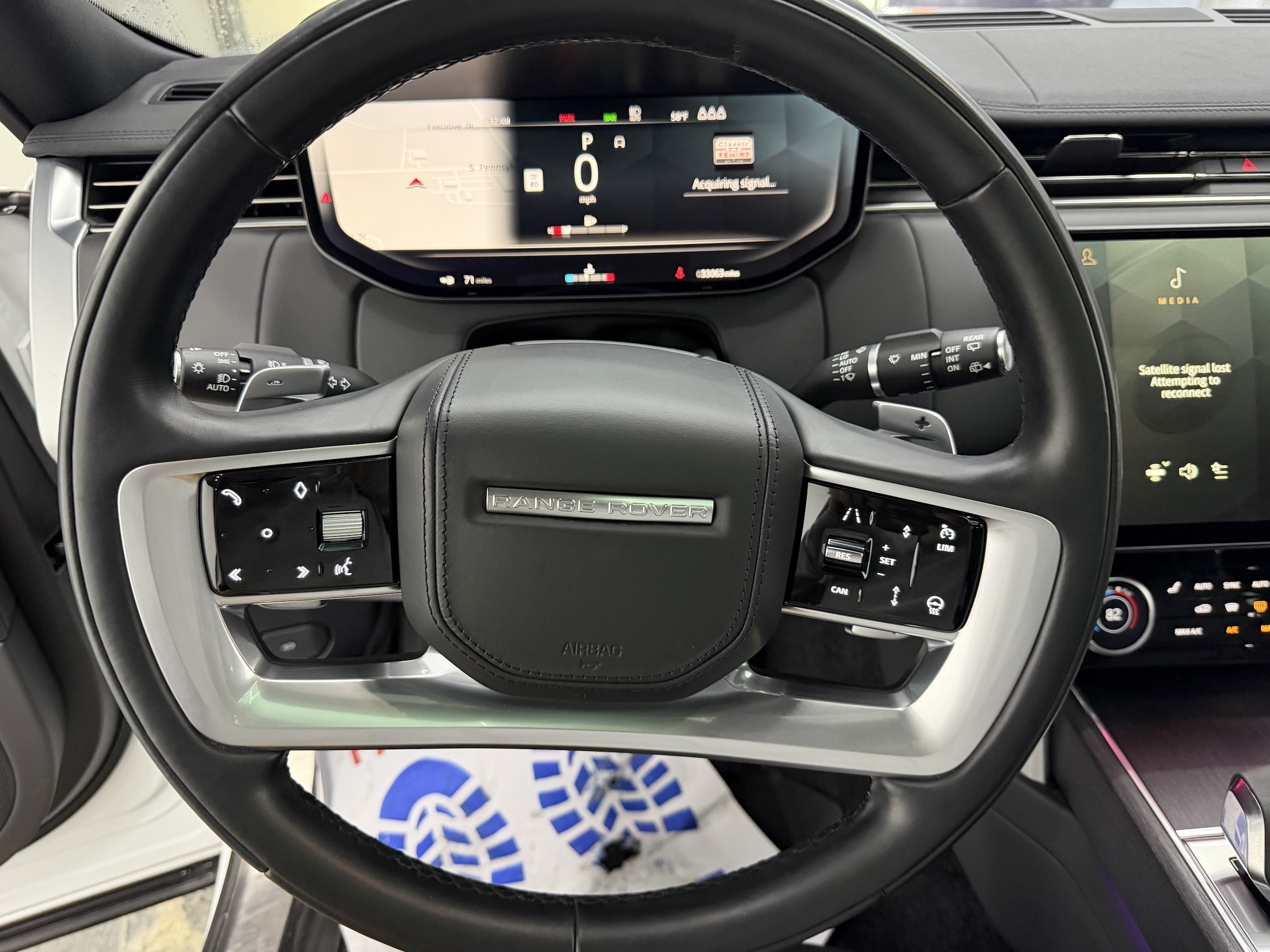 2023 Land Rover Range Rover SE - Photo 24